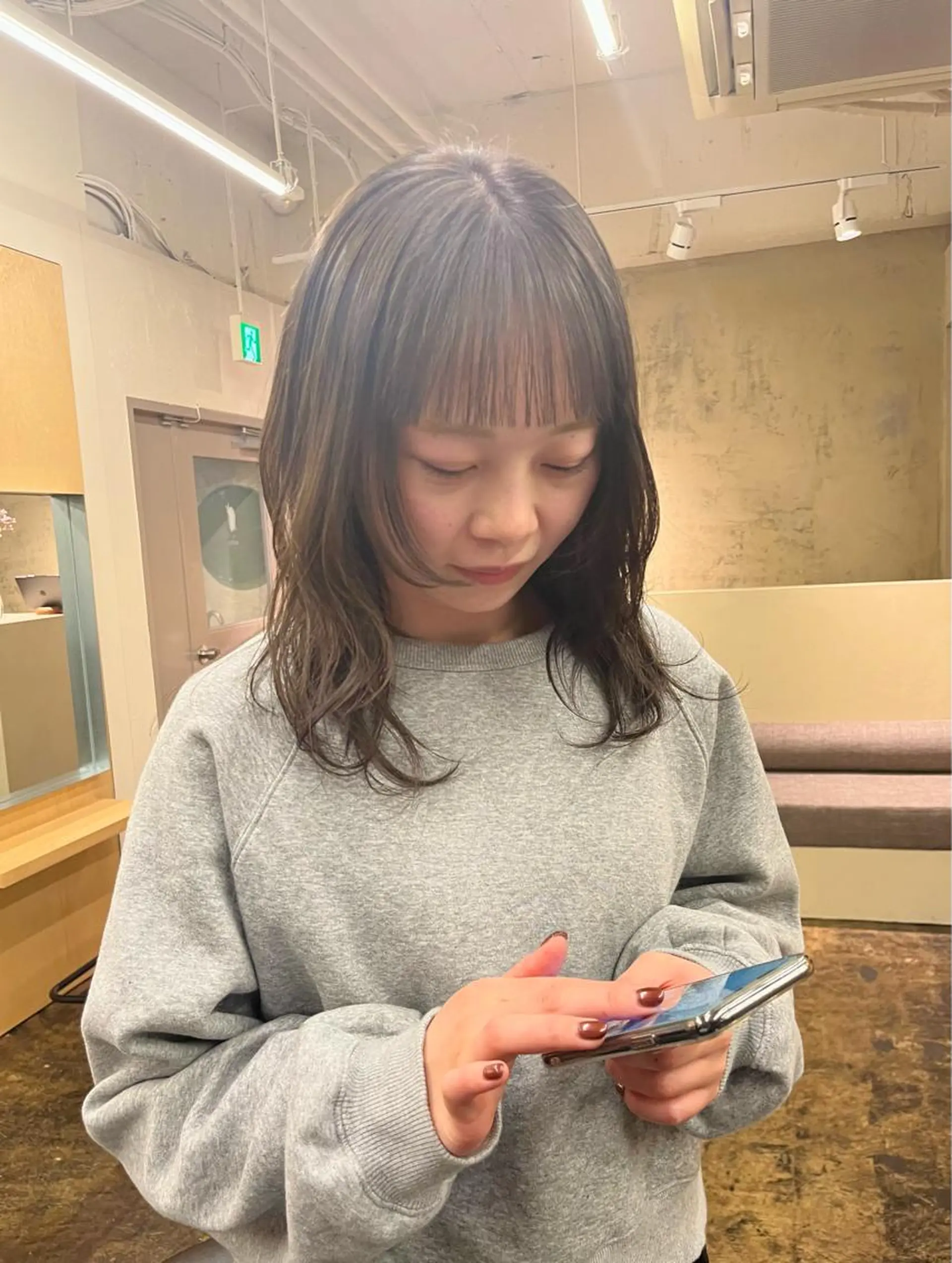 セミロング パープルカラー 西山 紗耶香🪽 透明感カラー/ボブのヘアスタイル