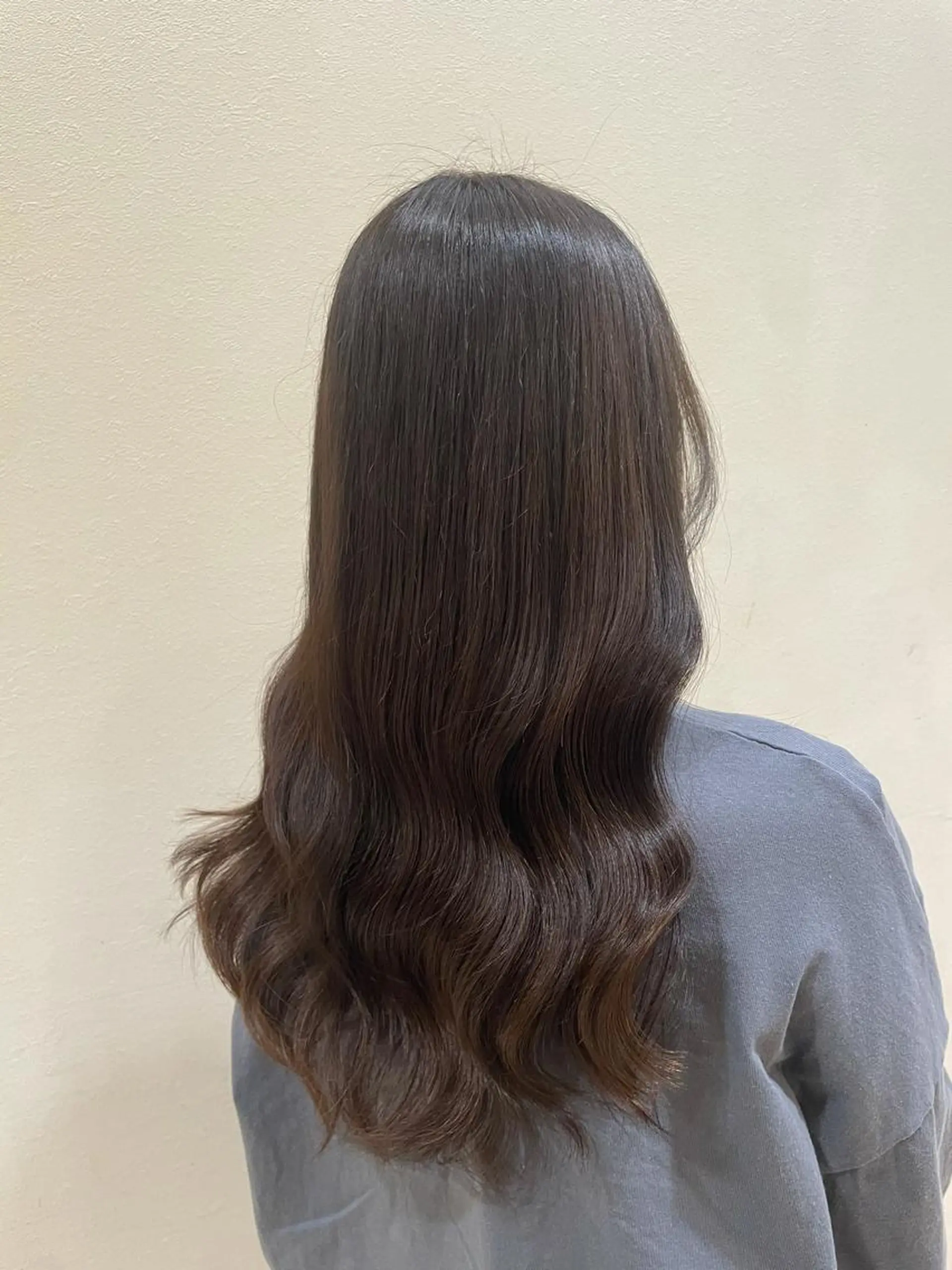 ロング カラー ヘアカラー ヘアメイクウィル所属・蓮田 葵のヘアスタイル