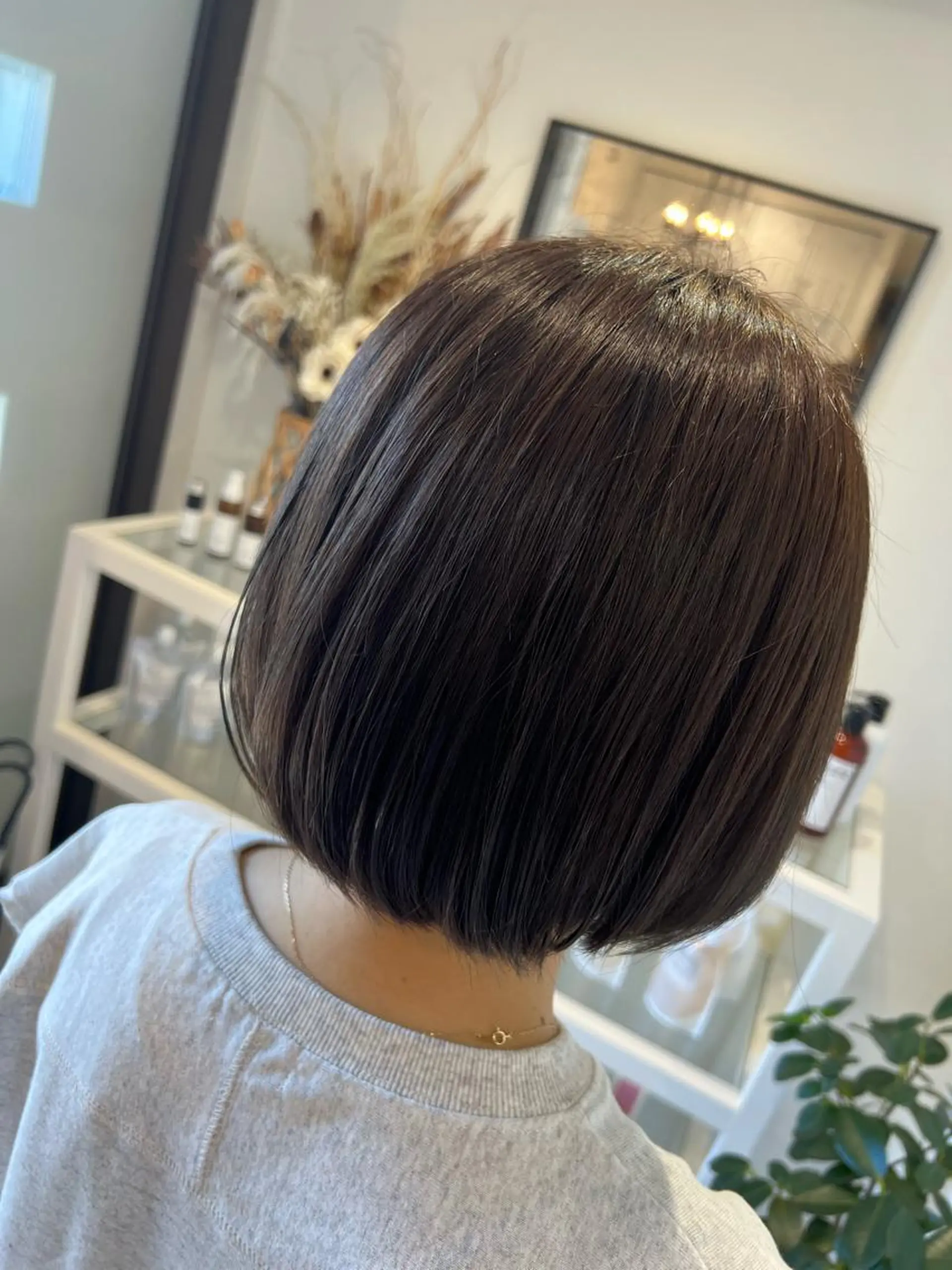 ショート カット ヘアカラー トリートメント 井上 美春のヘアスタイル