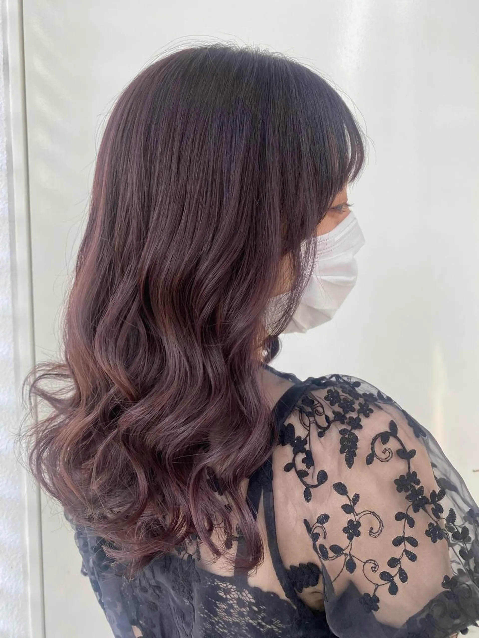 セミロング カラー 韓国ヘア顔周りカット 艶髪ベージュtamaのヘアスタイル