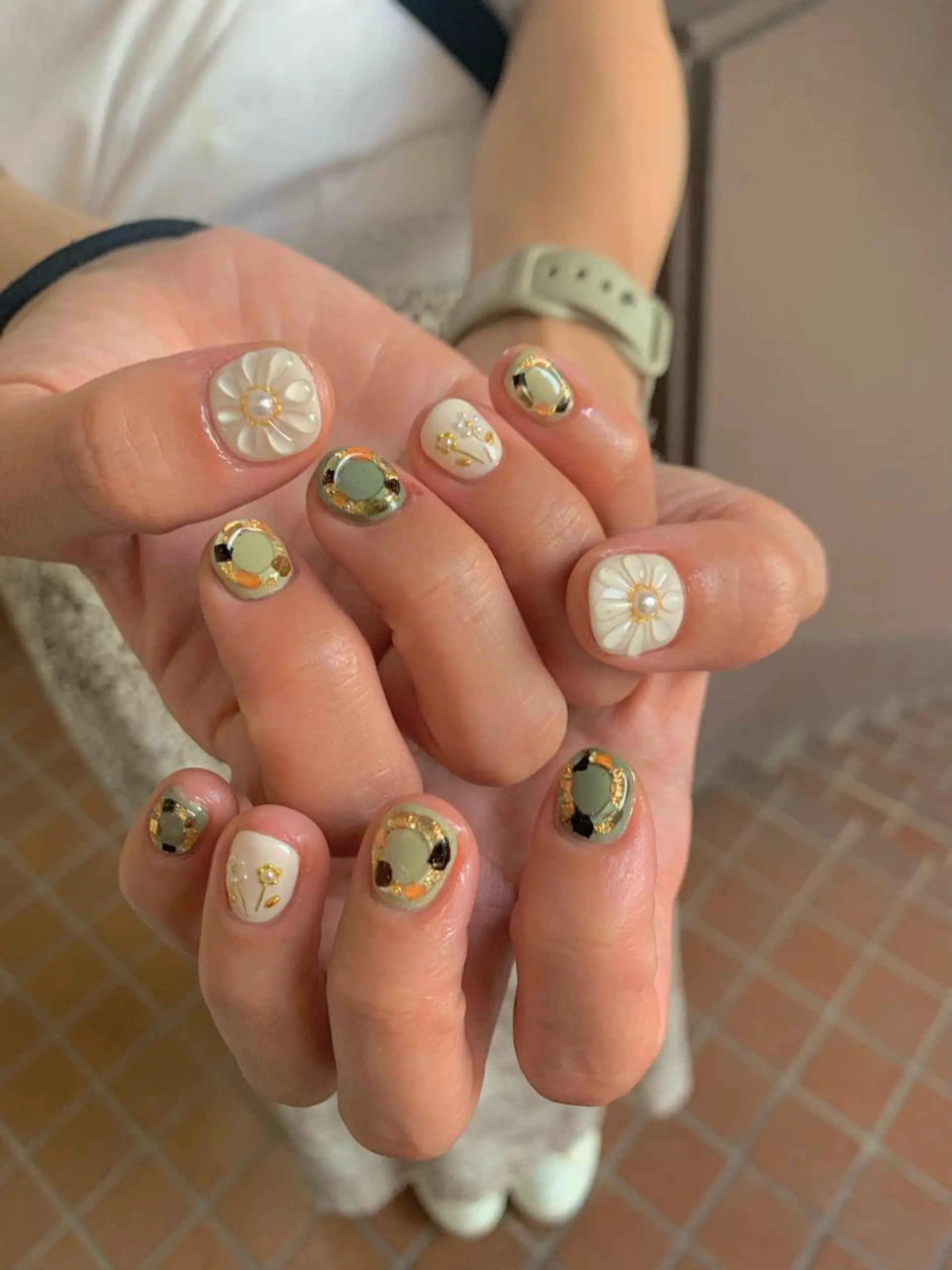 ネイル ハンドネイル ハンドケア Kono Nanamiのネイルデザイン