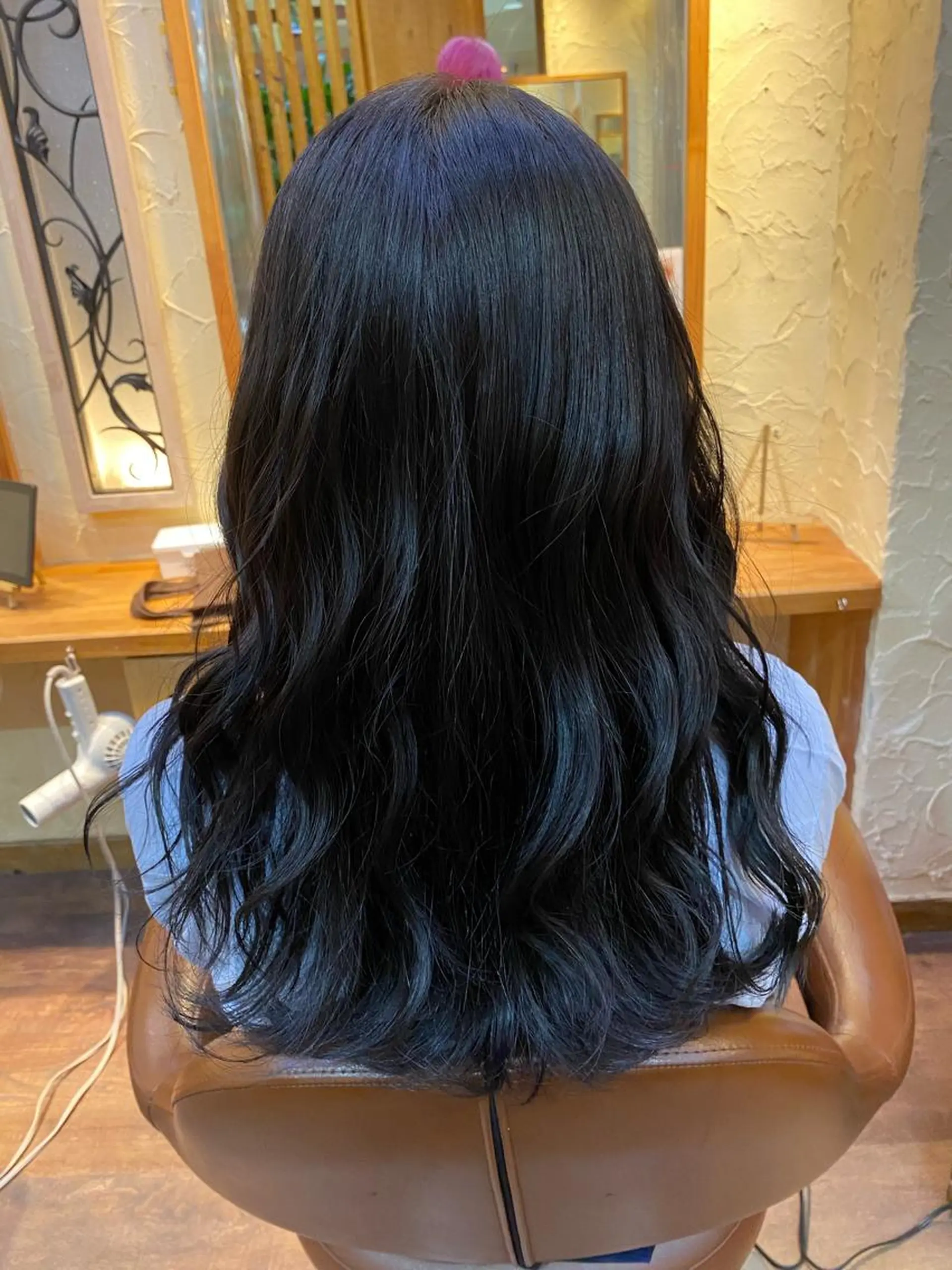 ロング カラー パーマ ヘアアレンジ メンズ キッズ ネイル マツエク・マツパ 黒髪 ブルーカラー ブルーブラック ブルー emu所属・🌈髪質改善・美髪矯 正・平野瀬乃🌈のヘアスタイル