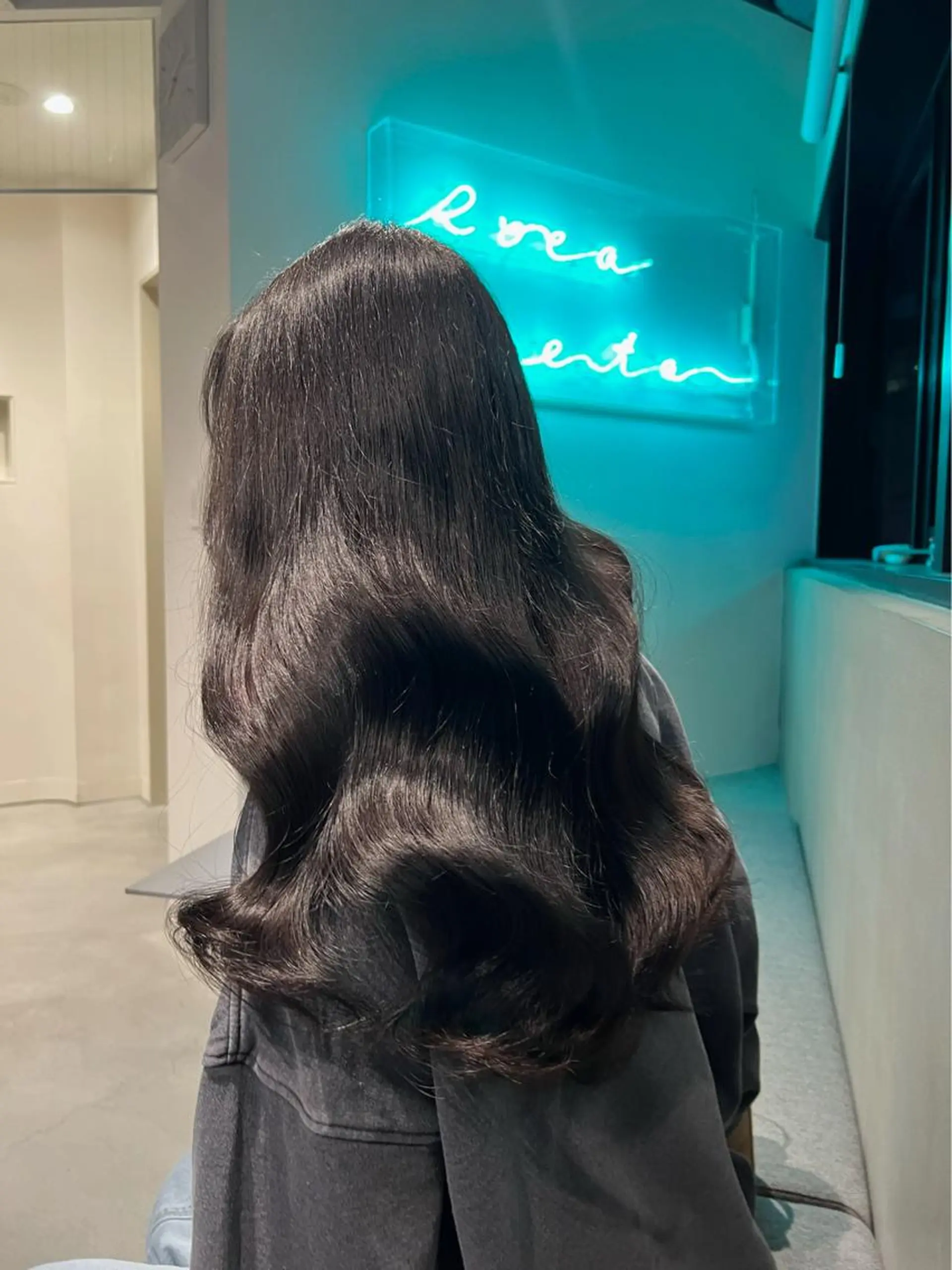 ロング カラー アッシュ ブラウンカラー トリートメント ロカリタ　河原町三条所属・🌐👽フクイ キララ🌎💎のヘアスタイル