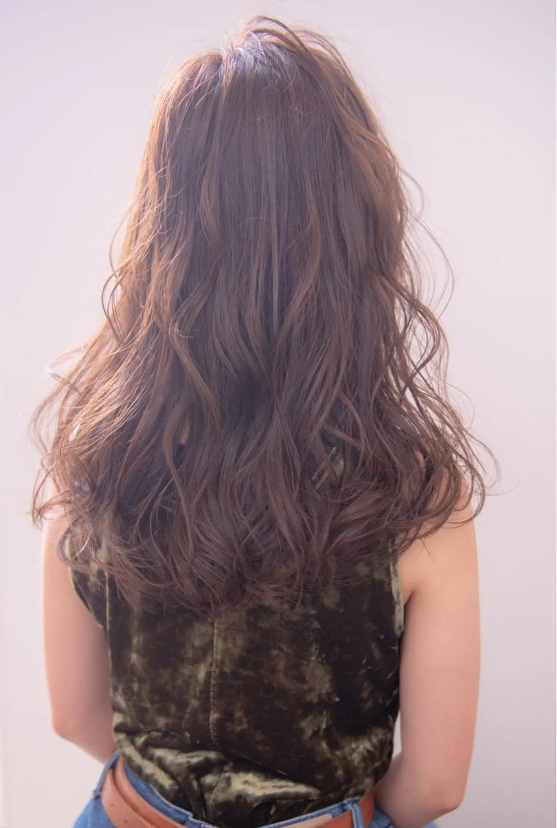 セミロング カラー 伊藤 裕貴のヘアスタイル