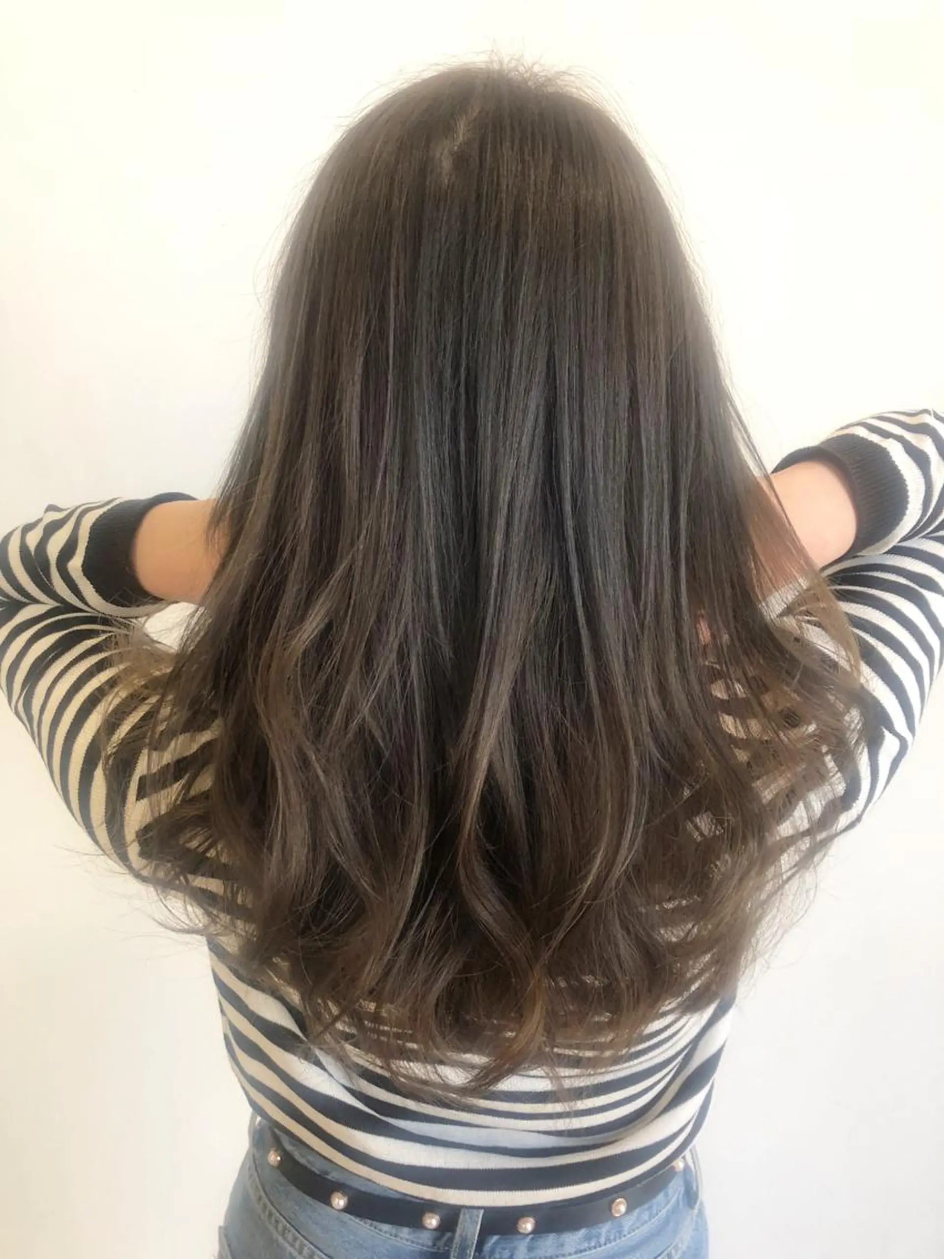 ロング カラー ヘアカラー トリートメント 足立 小百合のヘアスタイル