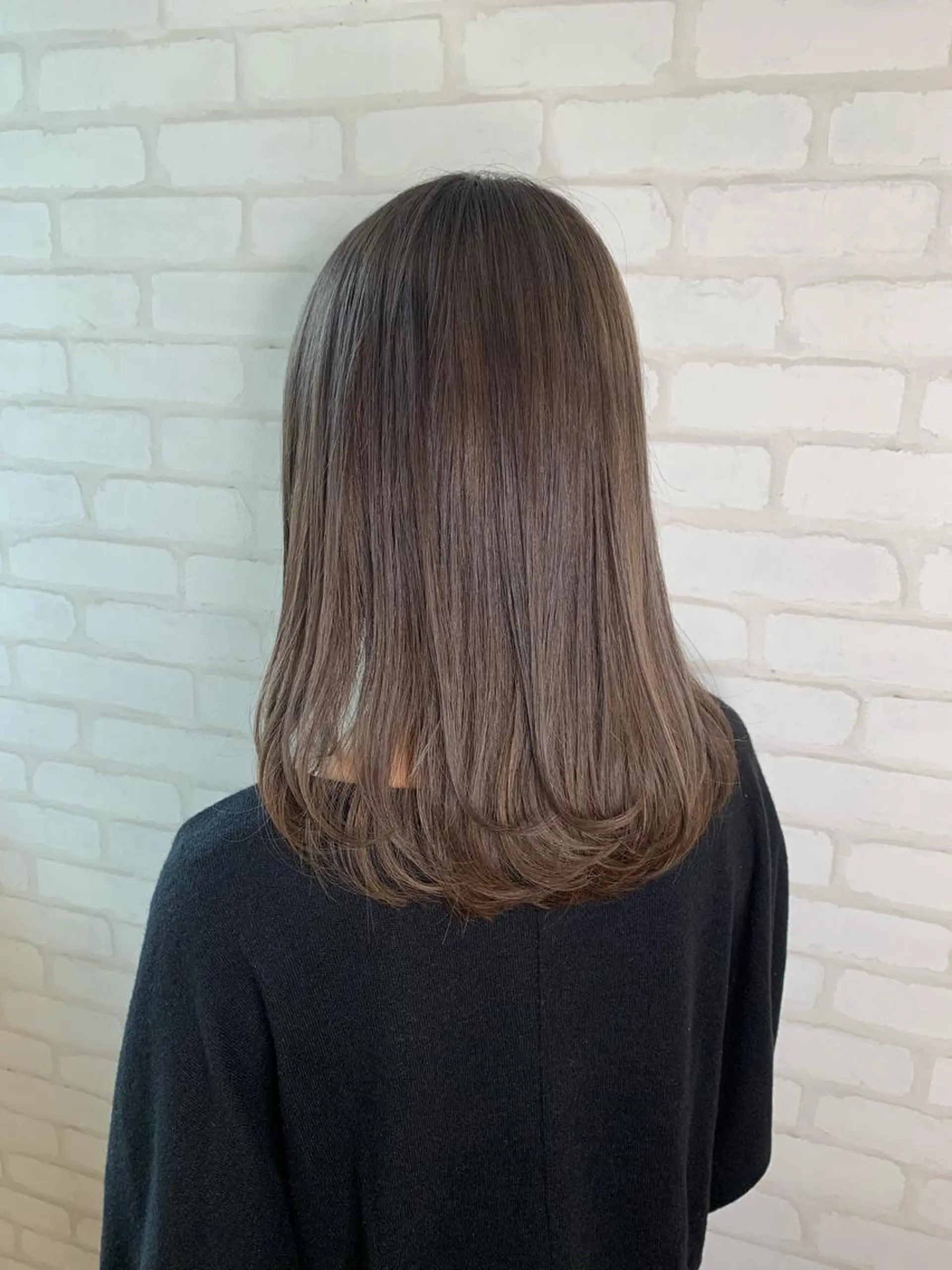 セミロング カラー ヘアアレンジ アッシュ ベージュカラー ブルーカラー ブルージュ 透明感カラー ✨艶髪✨透明感✨ 山内大樹のヘアスタイル