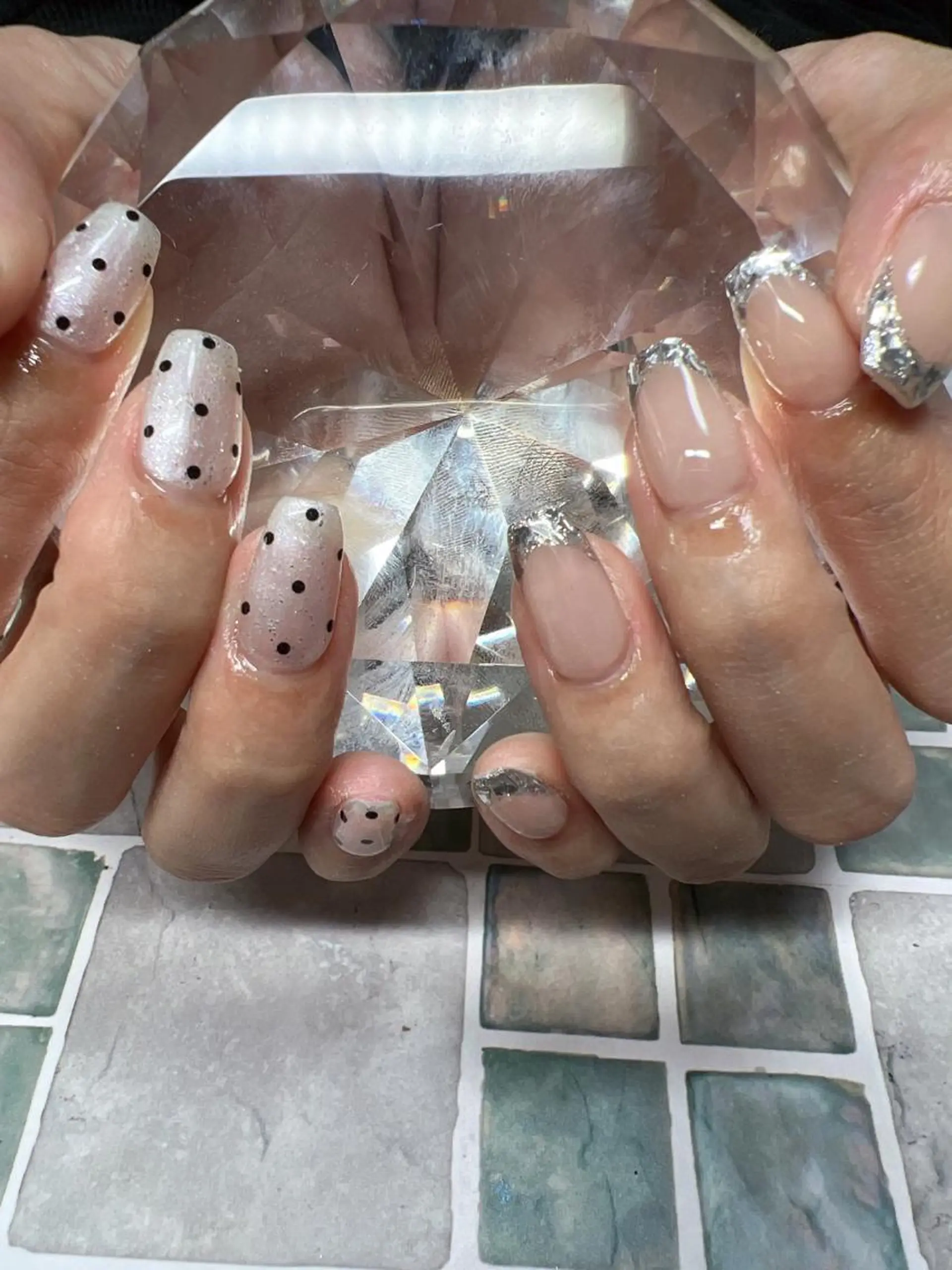 ネイル ドット フレンチネイル ガラスフレンチ coco nailのネイルデザイン