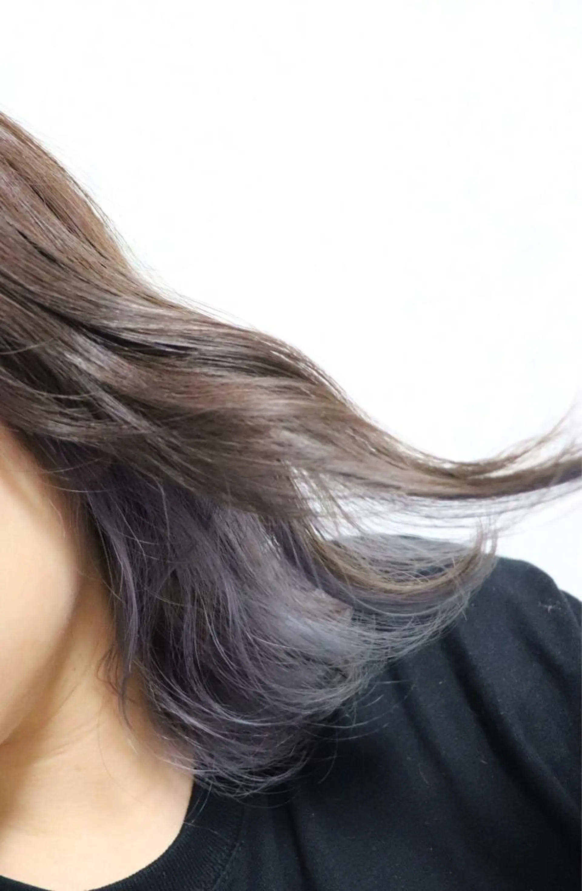 ミディアム カラー アッシュ アッシュブラウン ブリーチ ブルーカラー ブルーパープル ヘアカラー トリートメント 【Sweep】おじま のぞみのヘアスタイル