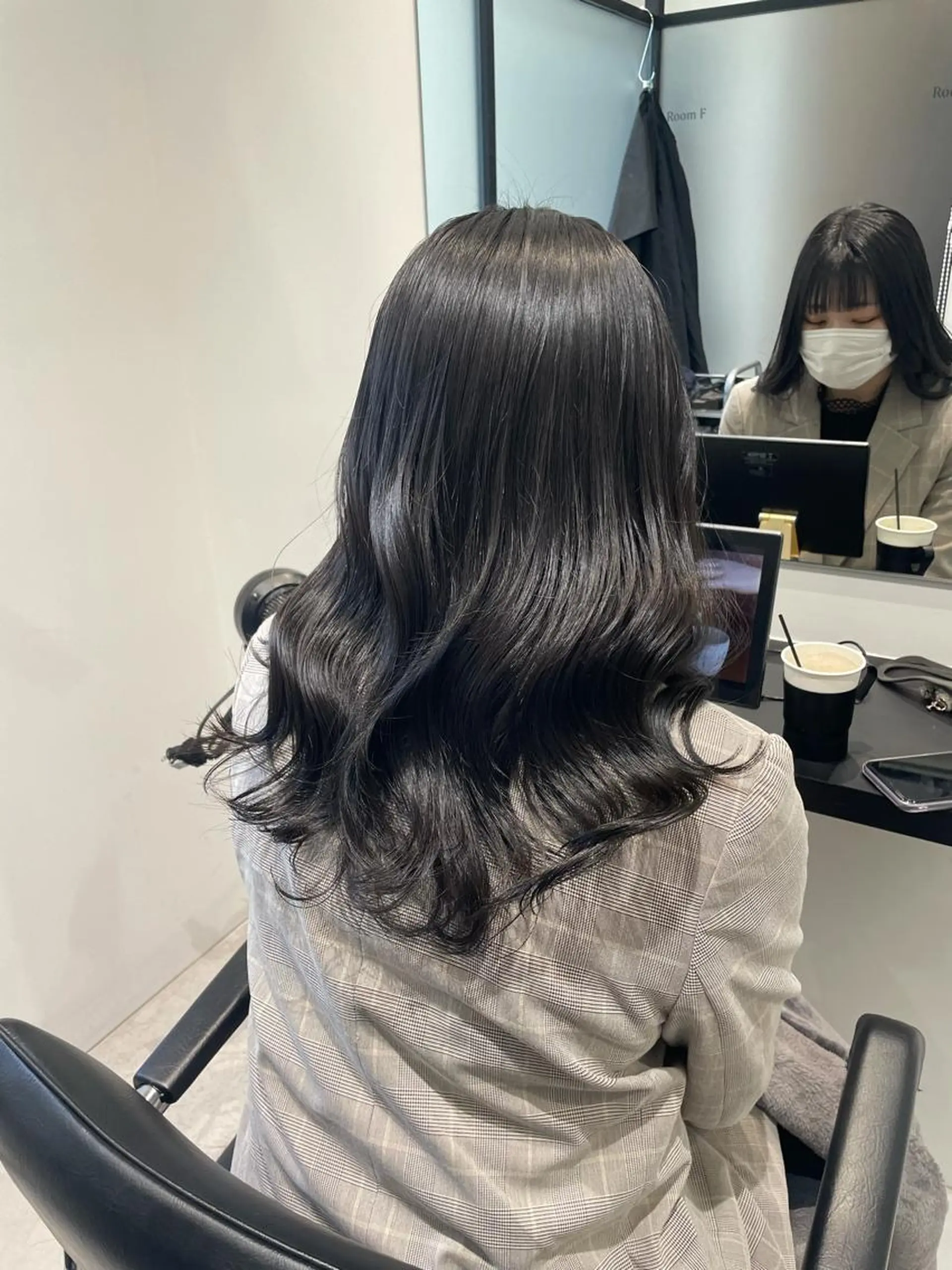 ロング カット ヘアカラー トリートメント 【美容室が苦手な方 専問美容室】MIHOのヘアスタイル