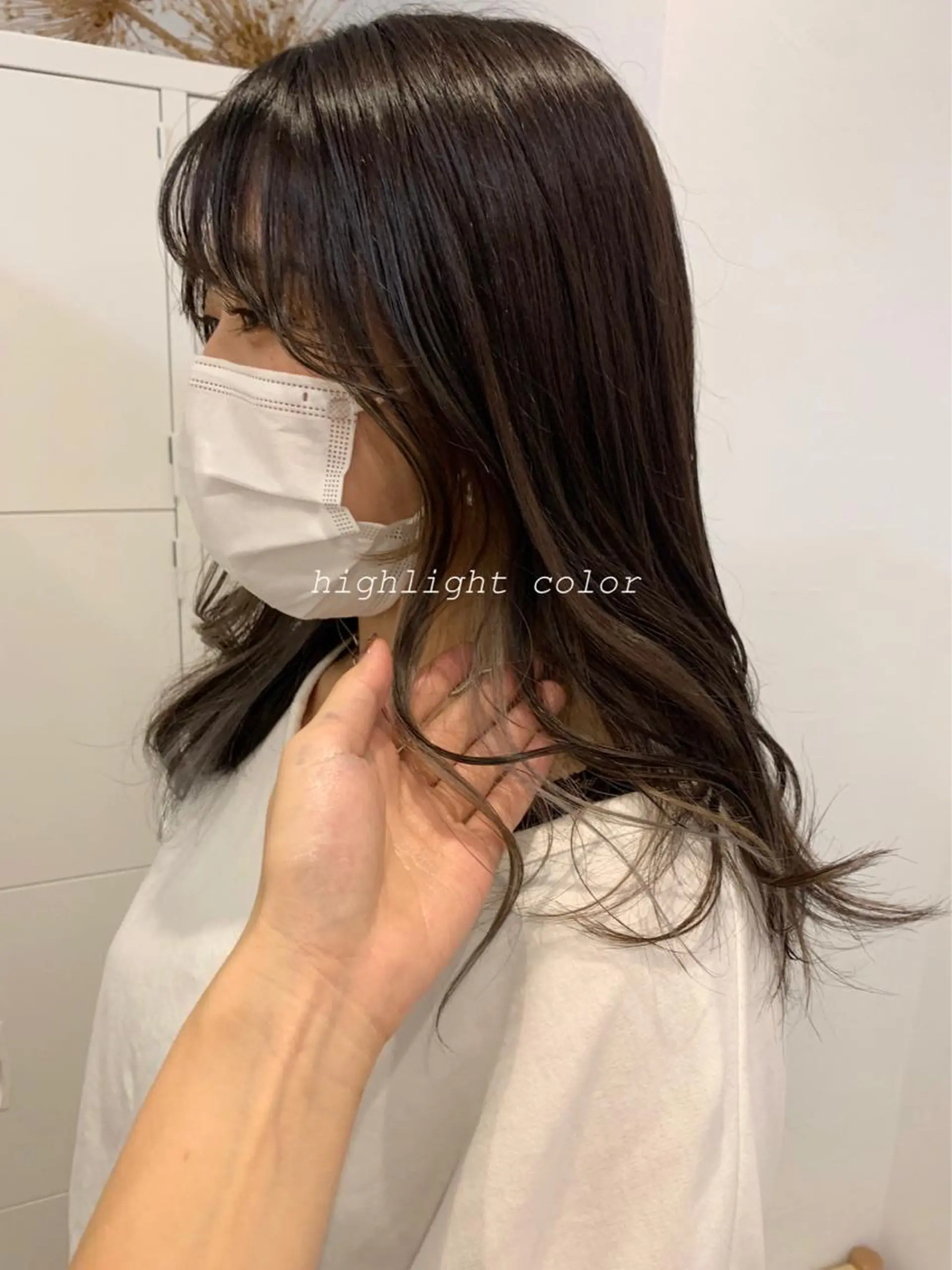 ロング カラー 佐藤 永夏のヘアスタイル