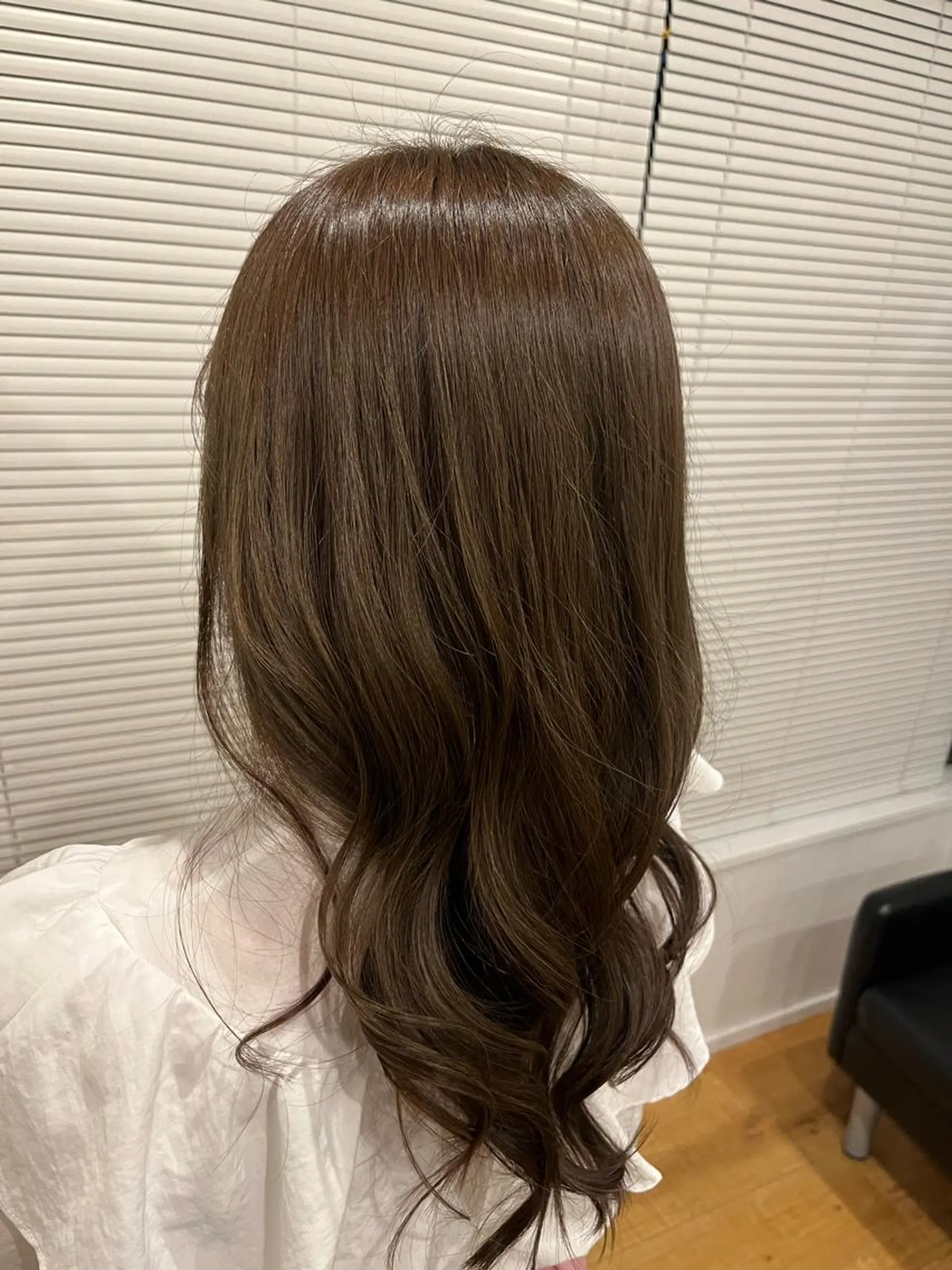 カラー 藤原 智恵のヘアスタイル