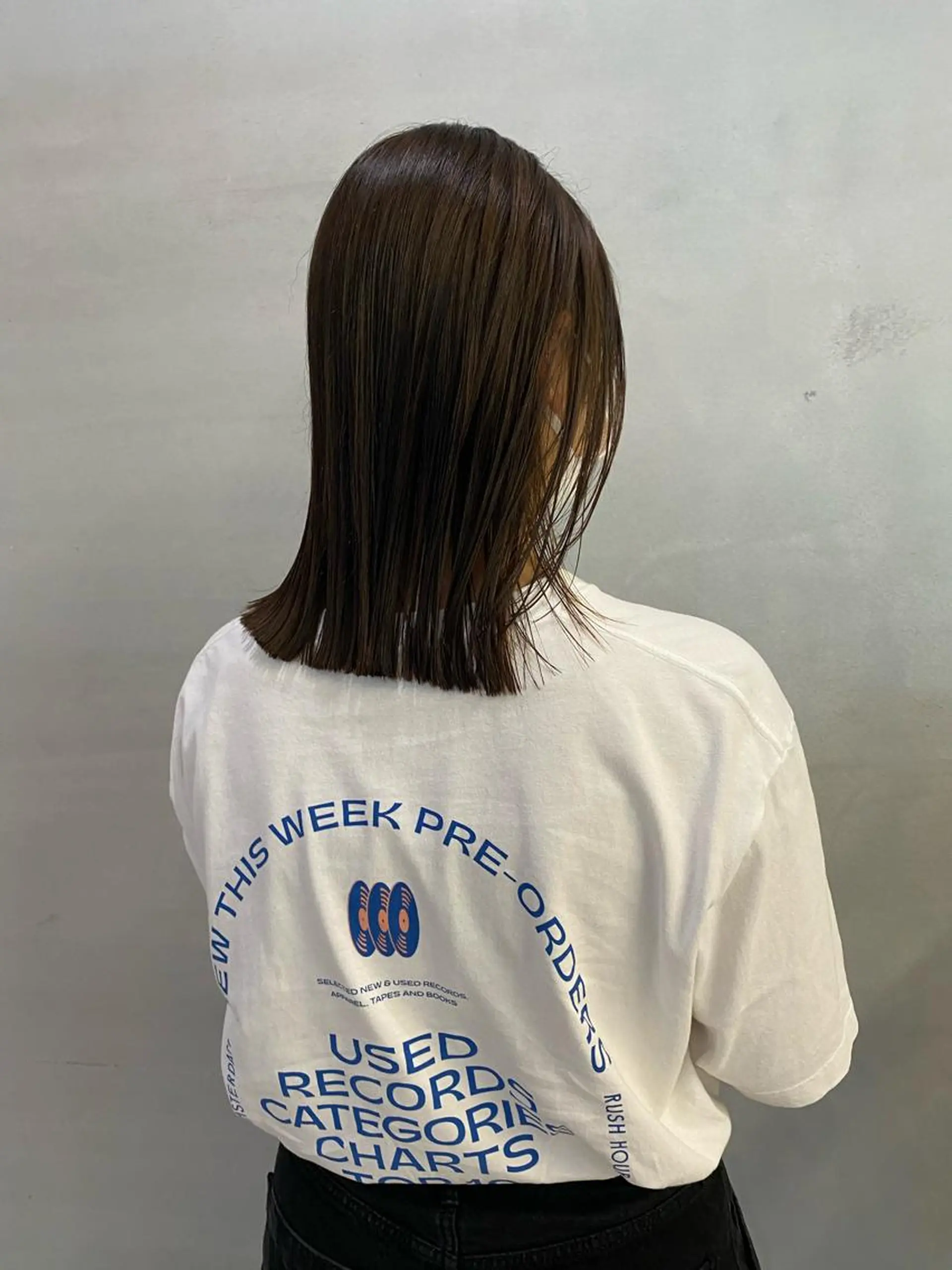 ミディアム カラー ヘアアレンジ ボブ 、 、のヘアスタイル