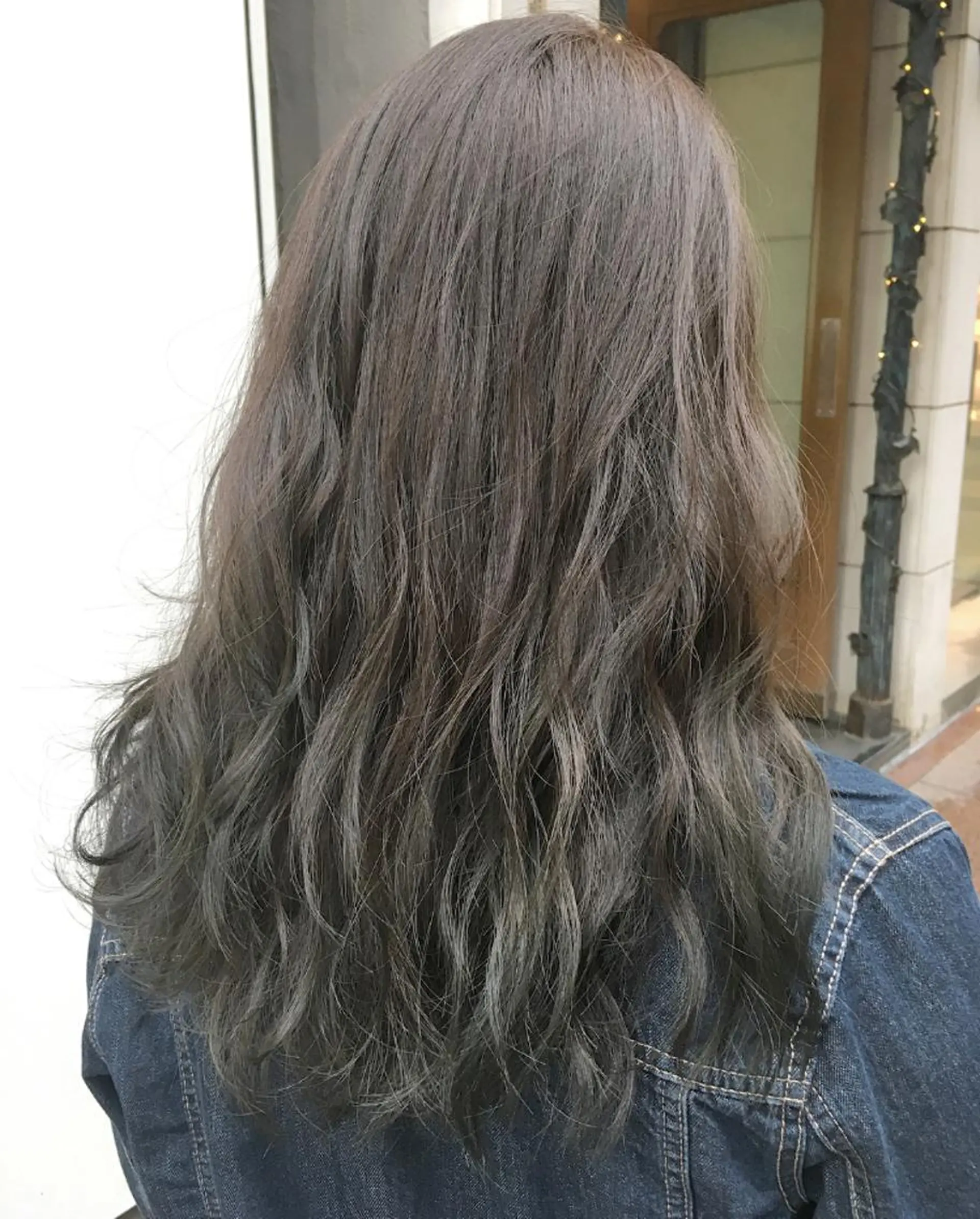 セミロング salowin 原宿 aroa所属・韓国／ハッシュカット ／透明感カラー／金野のヘアスタイル