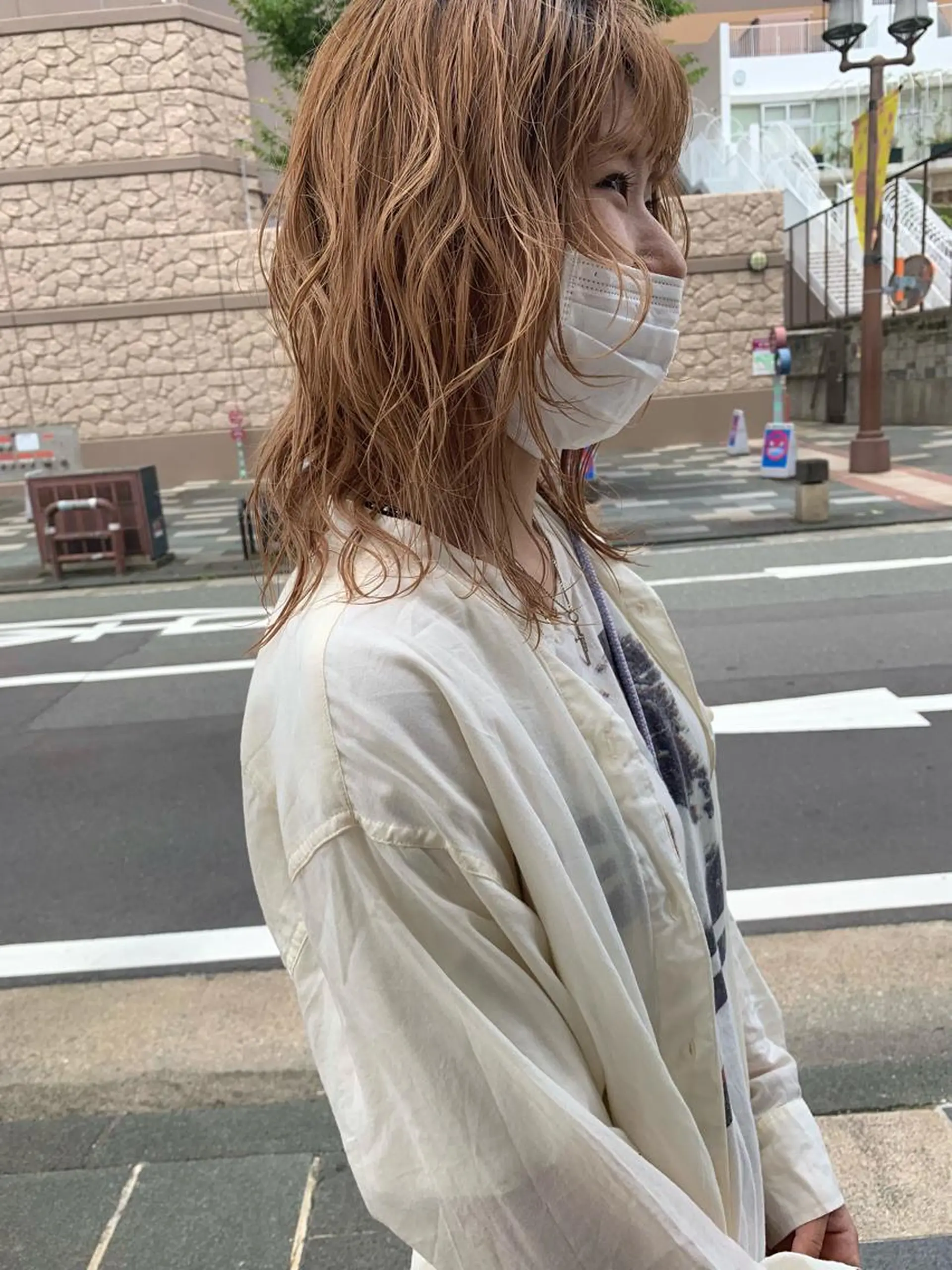 ミディアム 園 冬稀のヘアスタイル