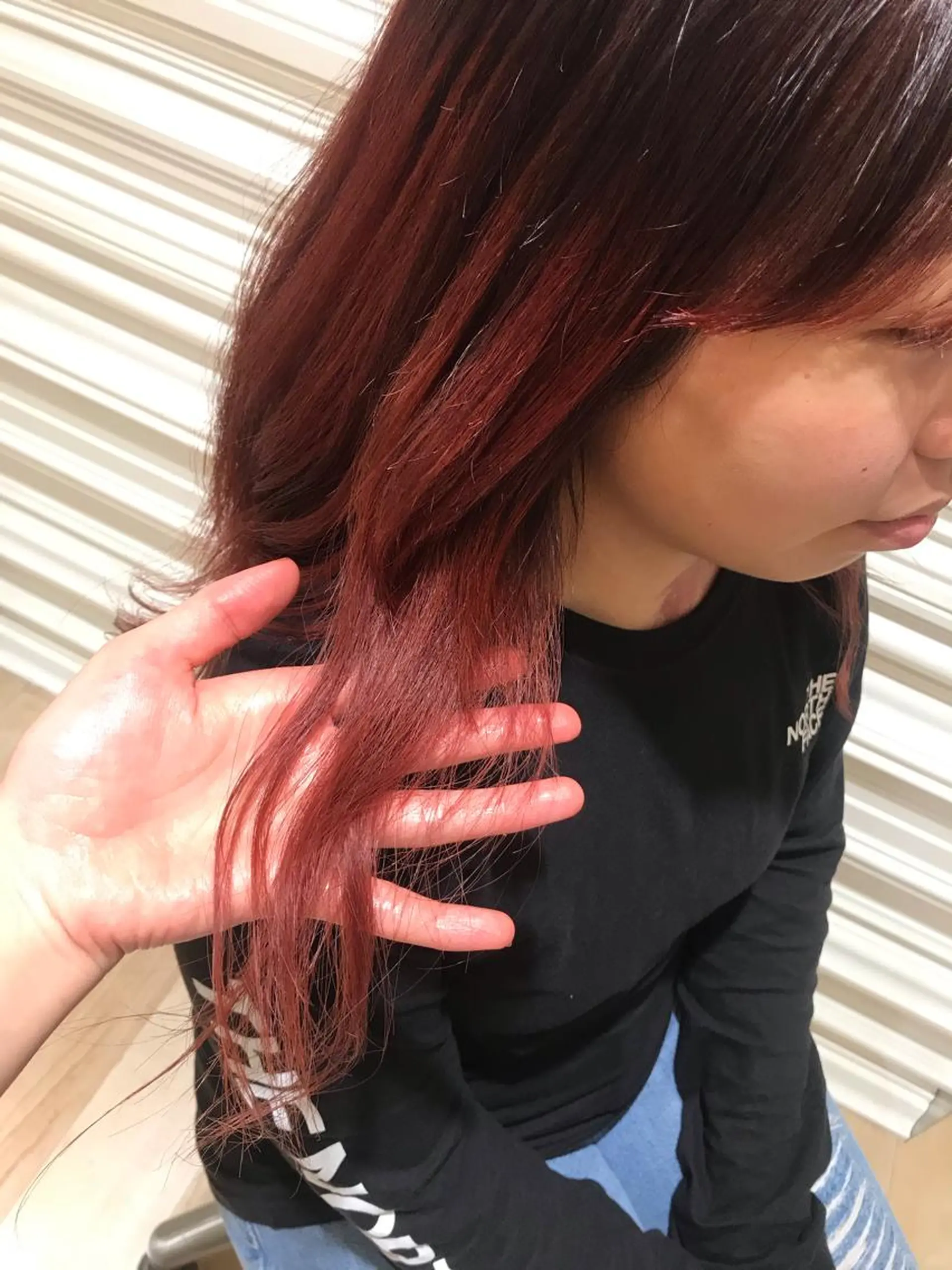 カラー グラデーションカラー レッドカラー ブリーチ/レイヤー 🌻Mutsumiのヘアスタイル