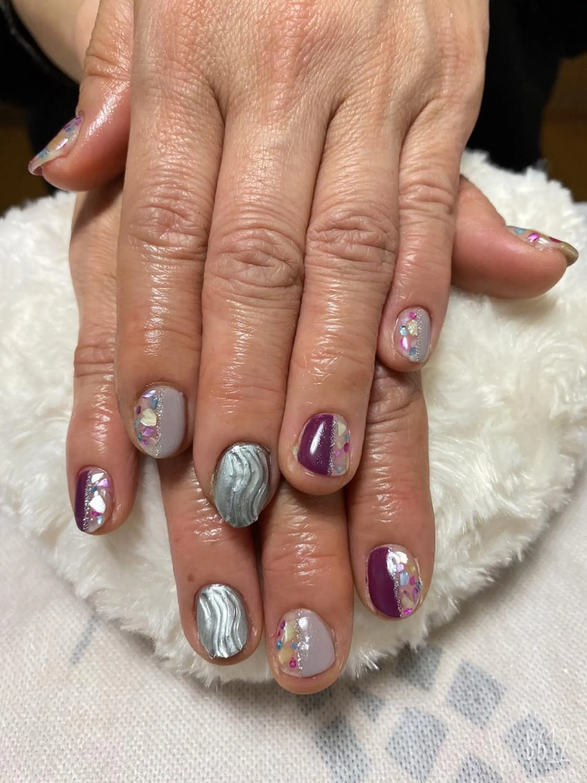 ネイル The Best Beauty受付担当のヘアスタイル