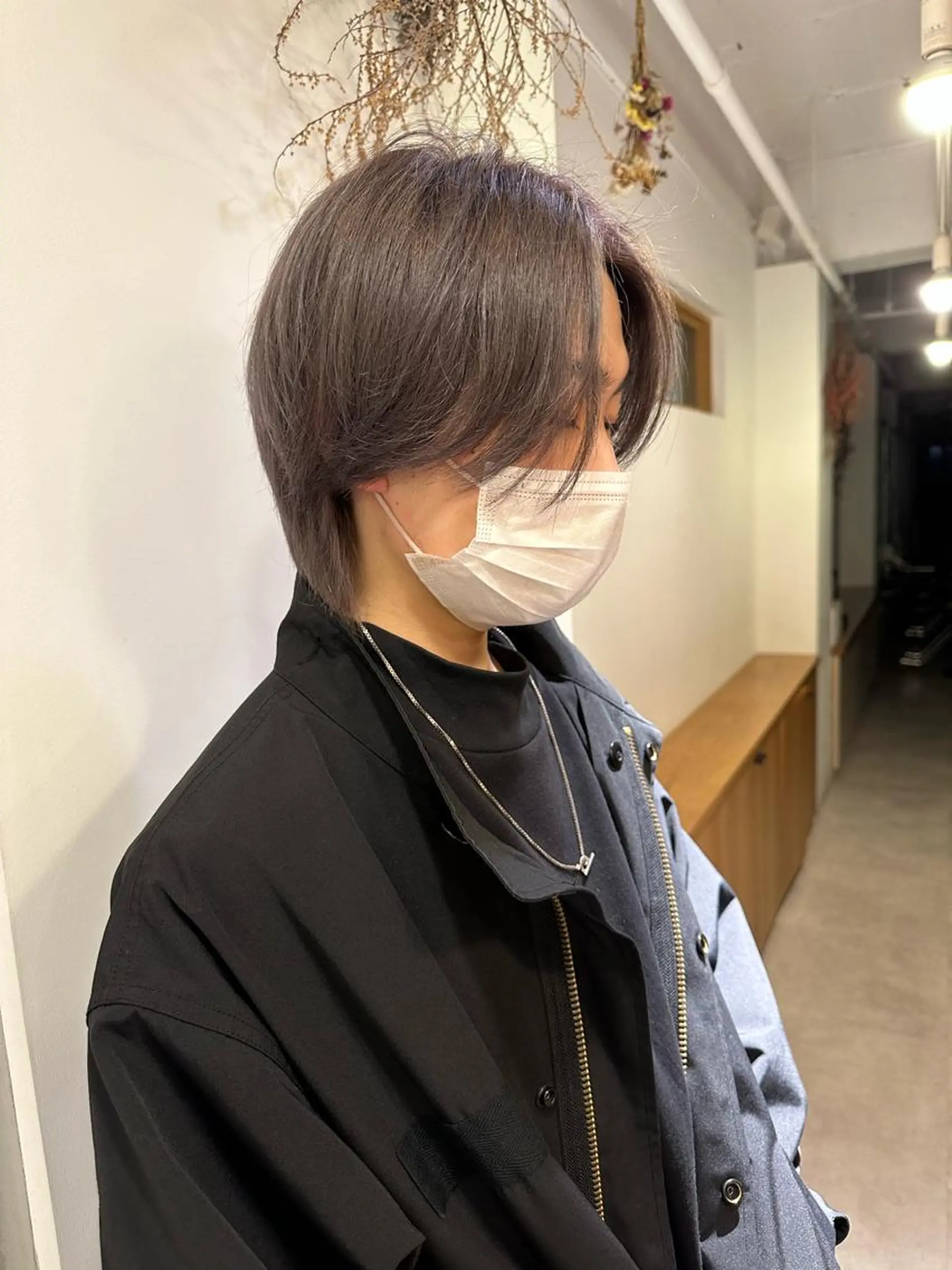 カラー グレージュ リンダ所属・ボブ/ブリーチ /顔周り/すずきのヘアスタイル