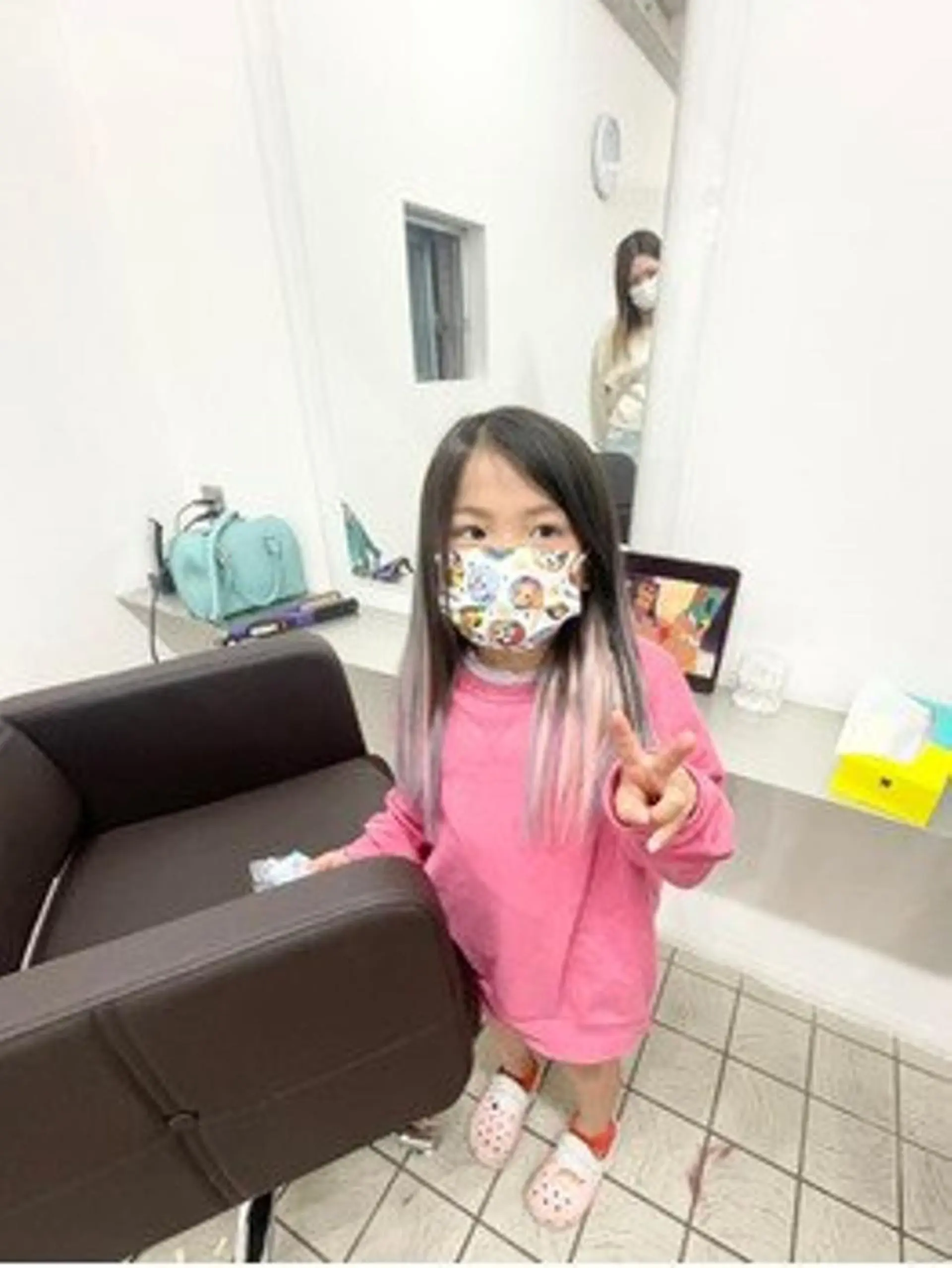 カラー ロング ヘアアレンジ MISAKIエクステ ブリーチ\5900のヘアスタイル