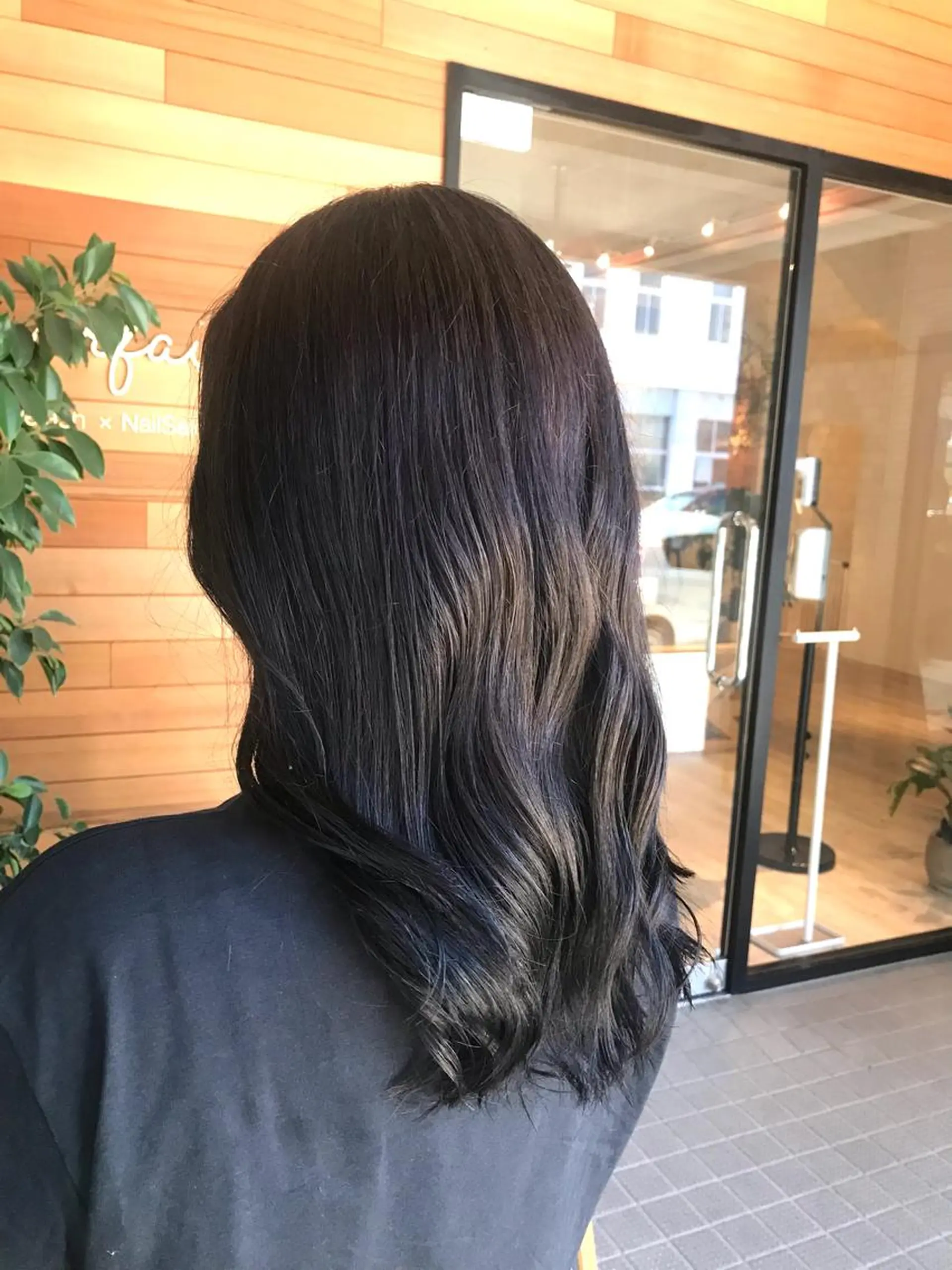 ロング 透明感カラー wacoのヘアスタイル