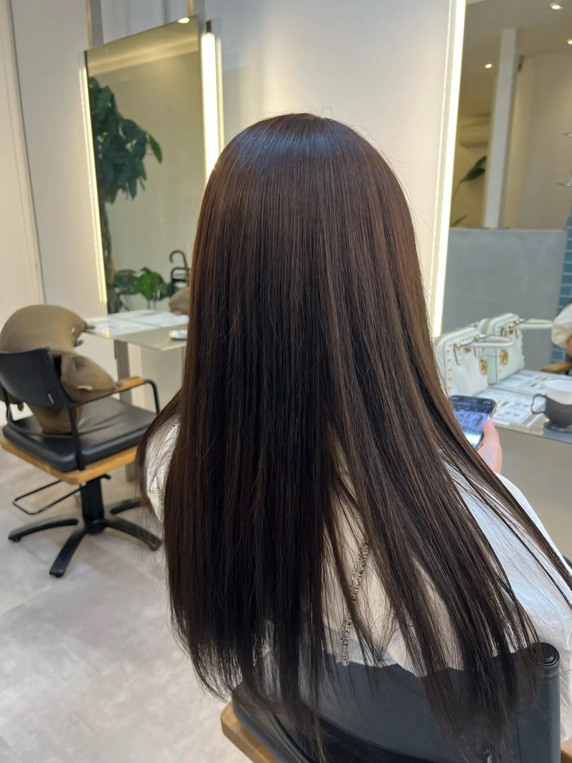 ロング カラー ブラウンカラー ナチュラルブラウン 丸田 美沙希のヘアスタイル