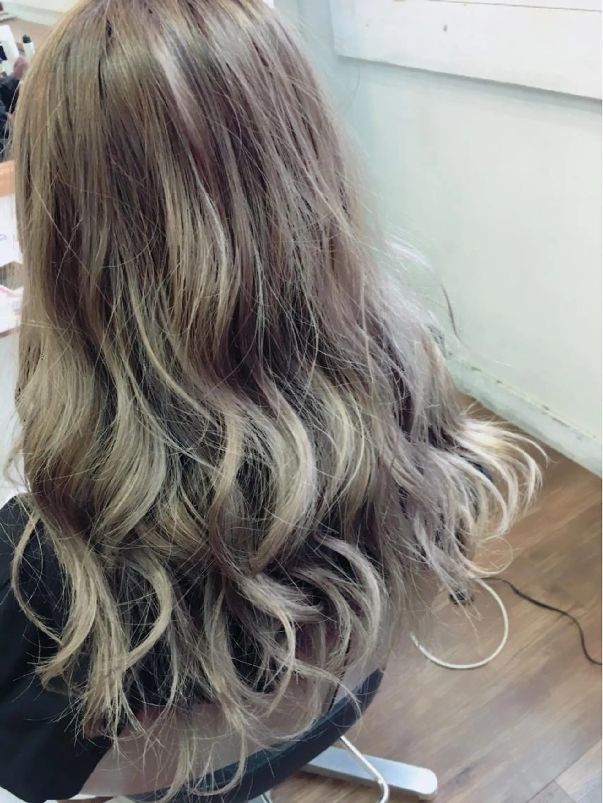 カラー ブリーチ毛縮毛矯正 👑山口のヘアスタイル