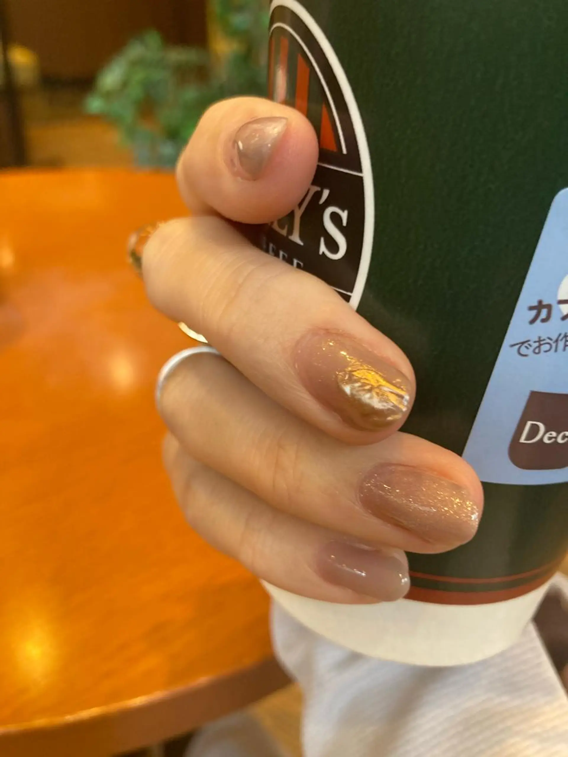 ネイル ゴールド ミラーネイル オフィスネイル ハンドネイル Hare nailのネイルデザイン