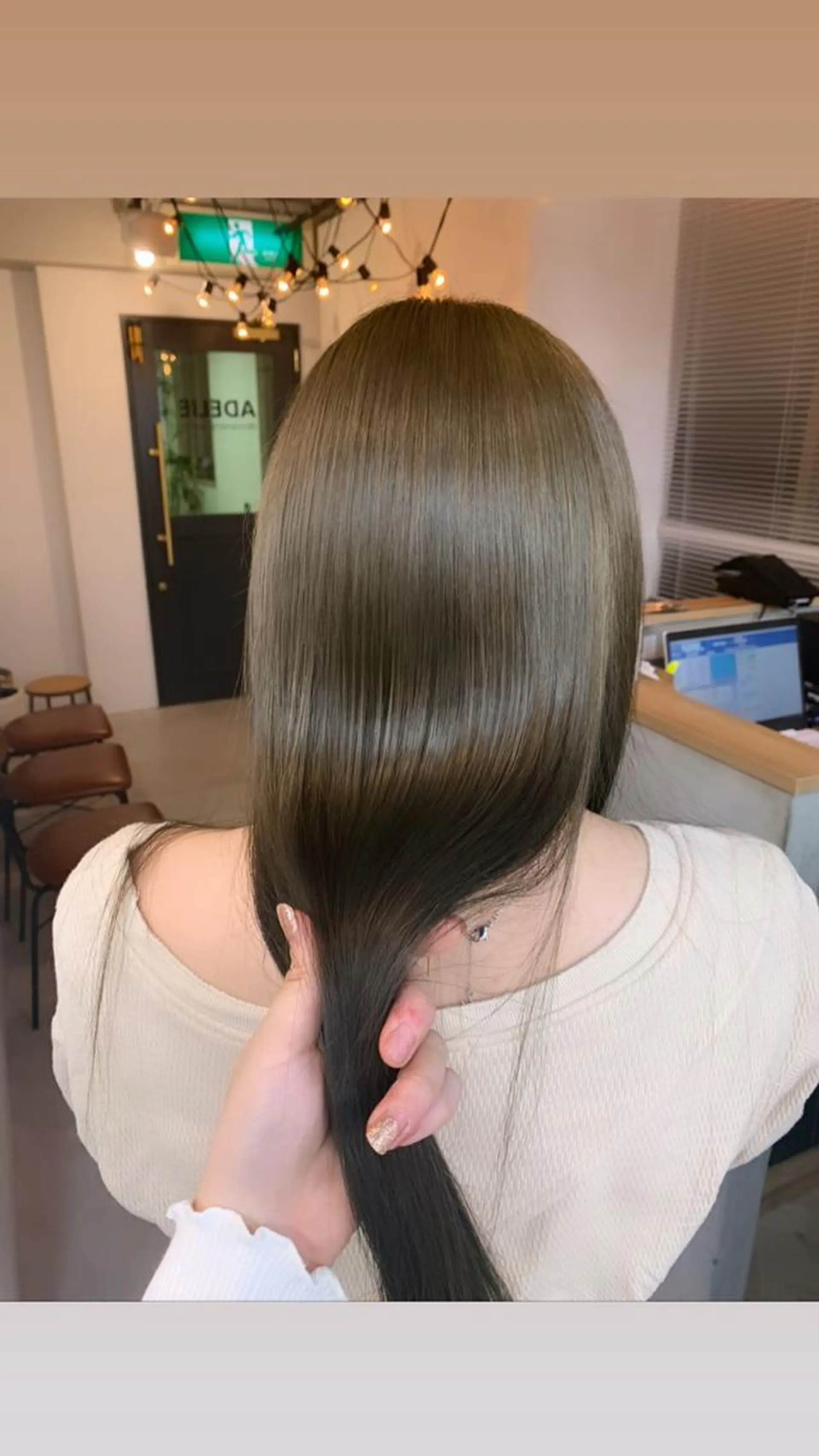 ロング カラー ベージュカラー ブリーチ グレージュ オリーブベージュ オリーブカラー カット ヘアカラー トリートメント FRAME+spa&hair roomなんば駅前店所属・🌸MAYU🌸 ハイトーン➕レイヤーのヘアスタイル