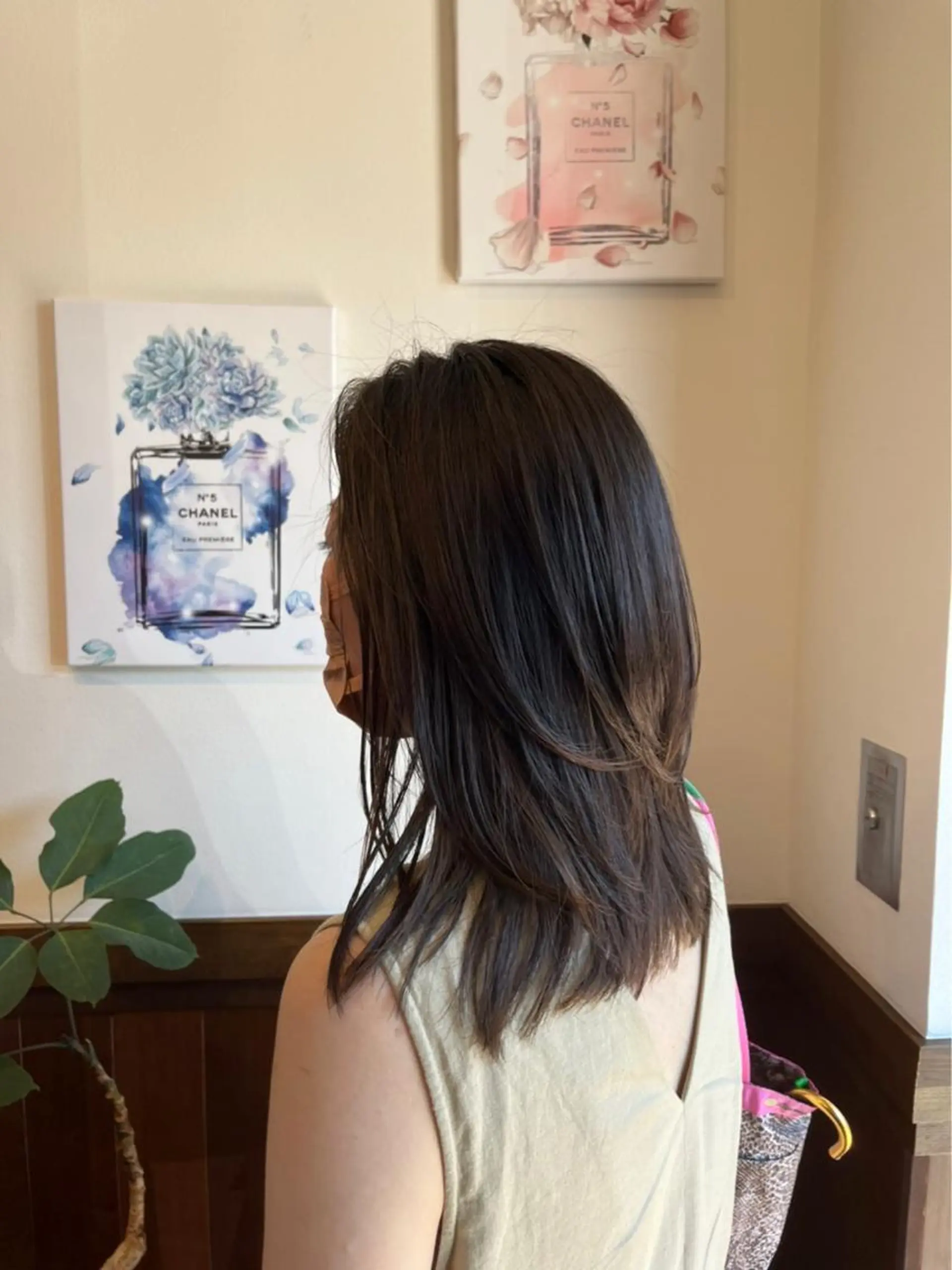 セミロング 酸性ストレート reFREO所属・ダメージレスカラー 髪質改善reFREOのヘアスタイル