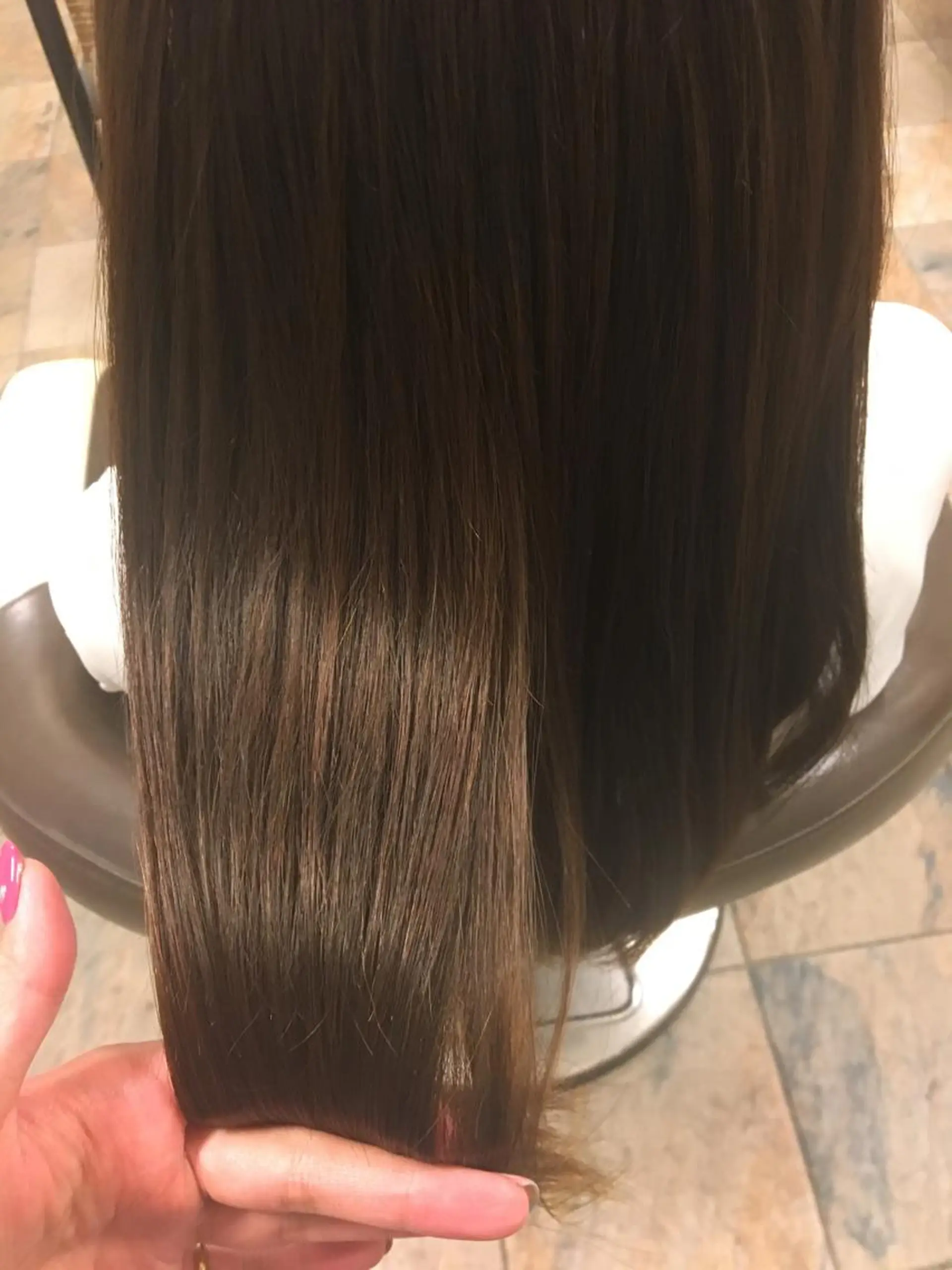 トリートメント 乳井 悠香のヘアスタイル