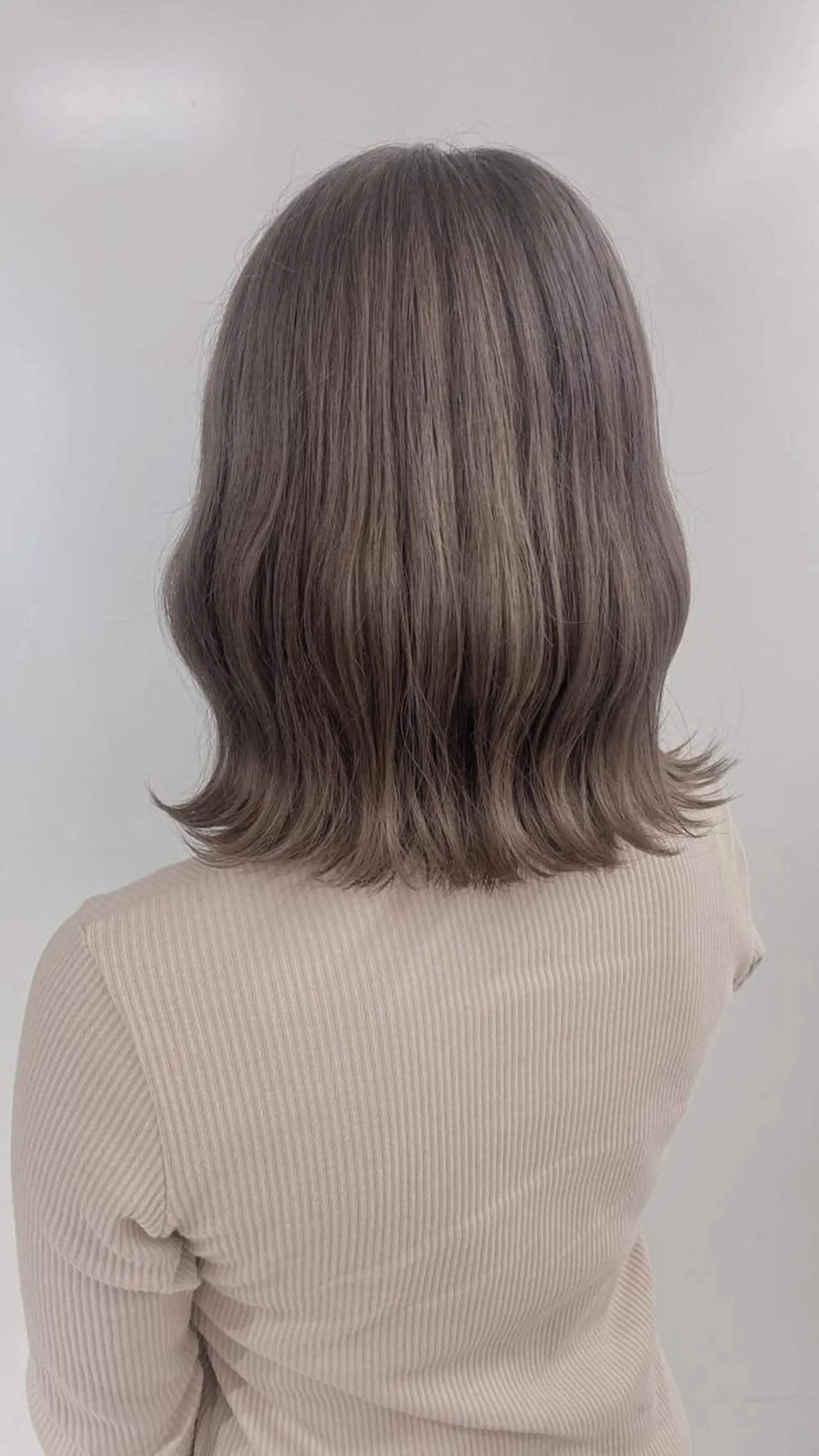 セミロング カラー ☁️グレージュカラー TAKUYA☁️のヘアスタイル