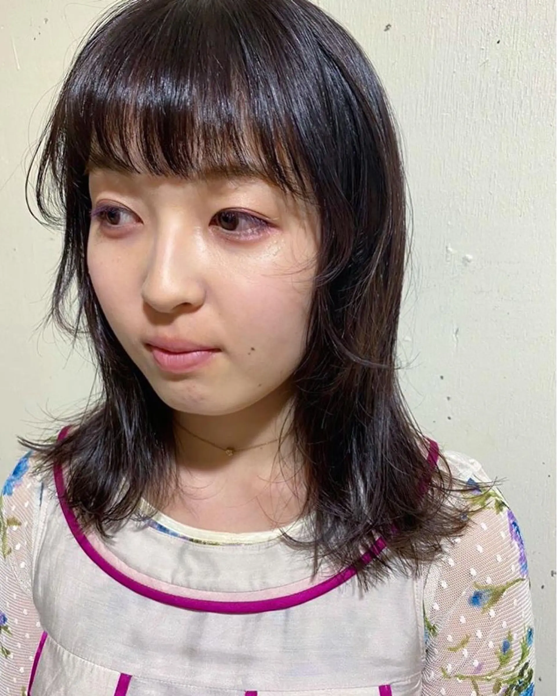 ミディアム カラー 顔周りカット パーマ美容師 hanaのヘアスタイル