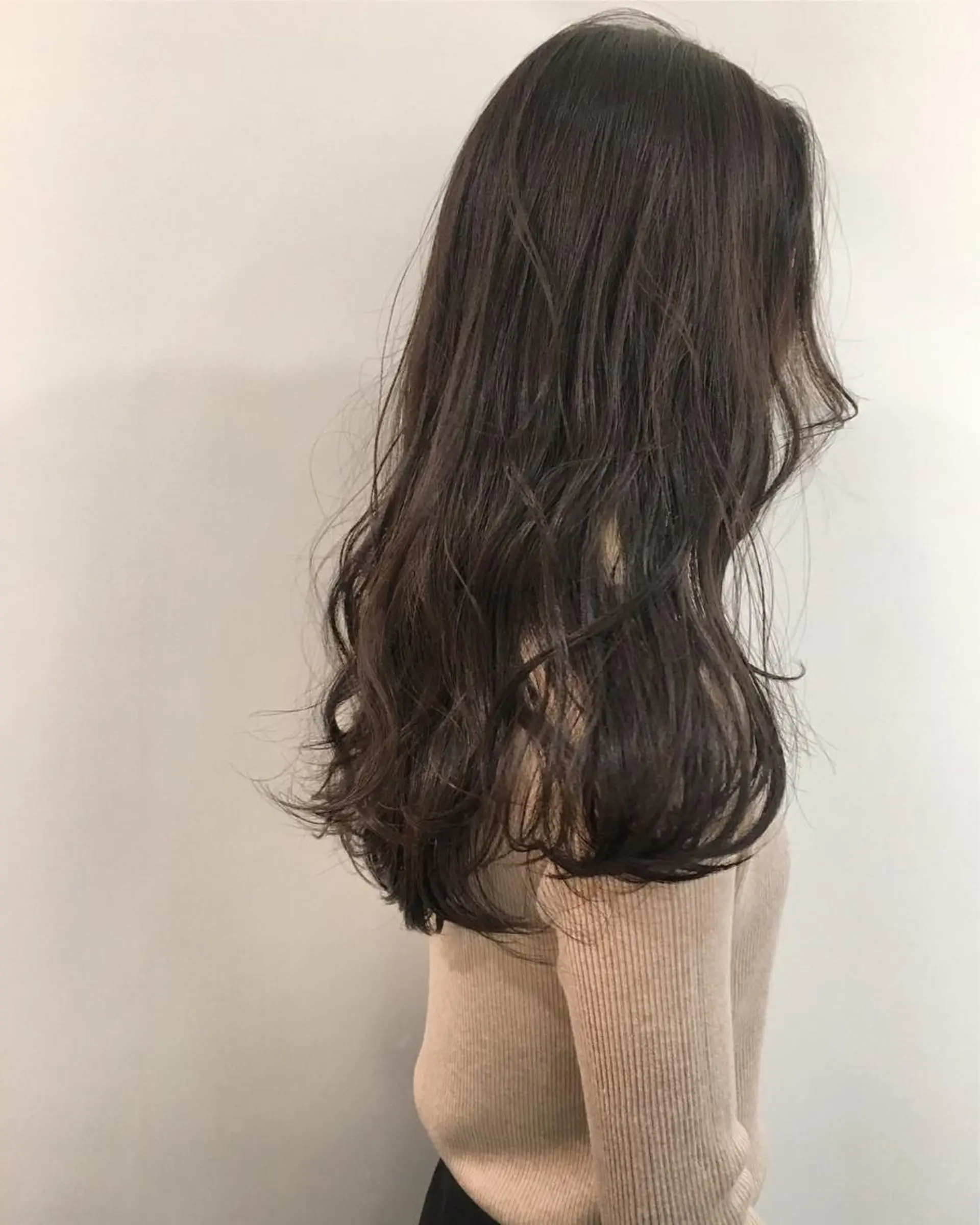 ロング 🤍LOREN エリコ🌈のヘアスタイル