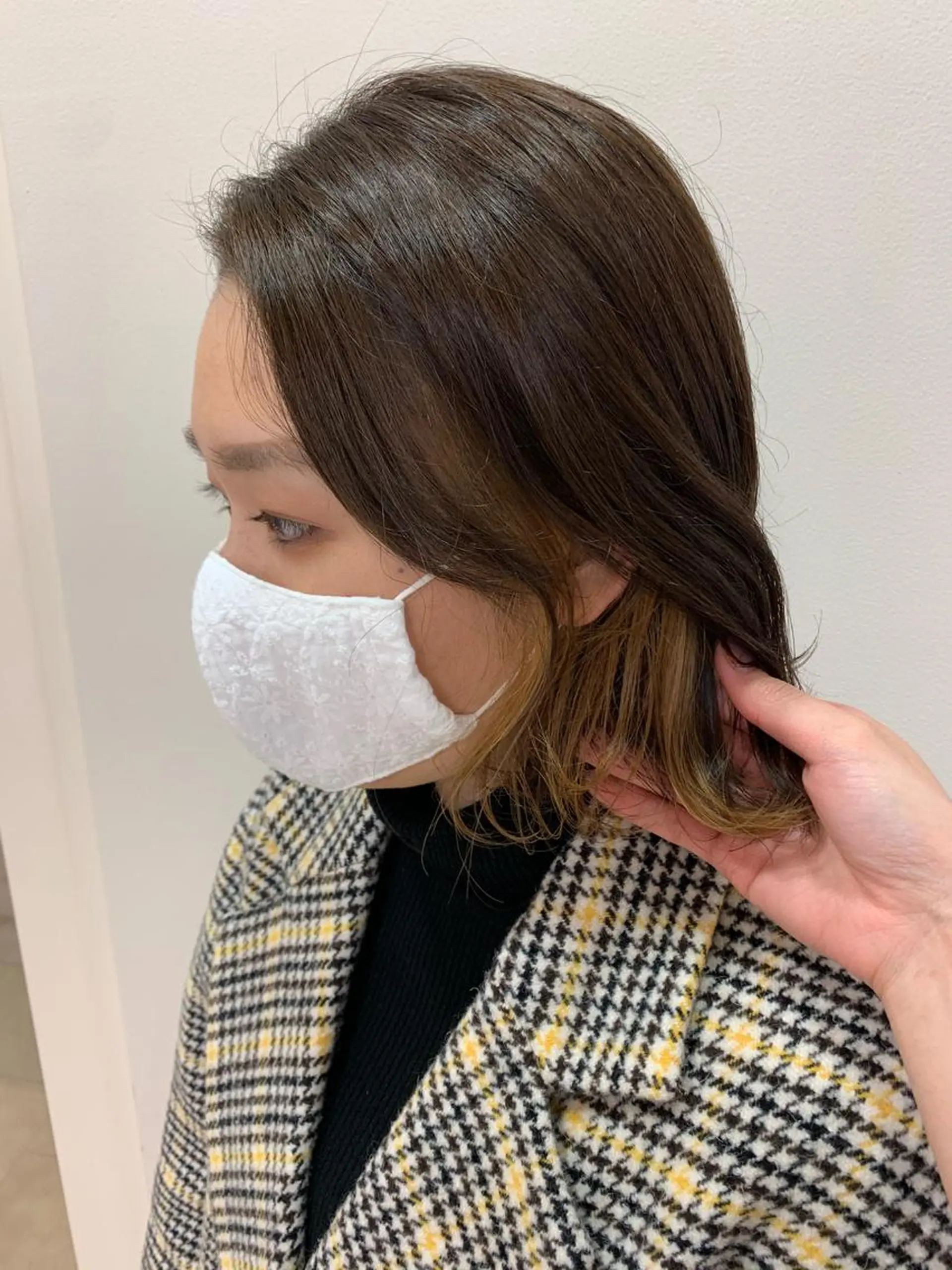 ショート カラー ヘアカラー ヘッドスパ 顔まわりカット✄ ベージュカラー🧸のヘアスタイル