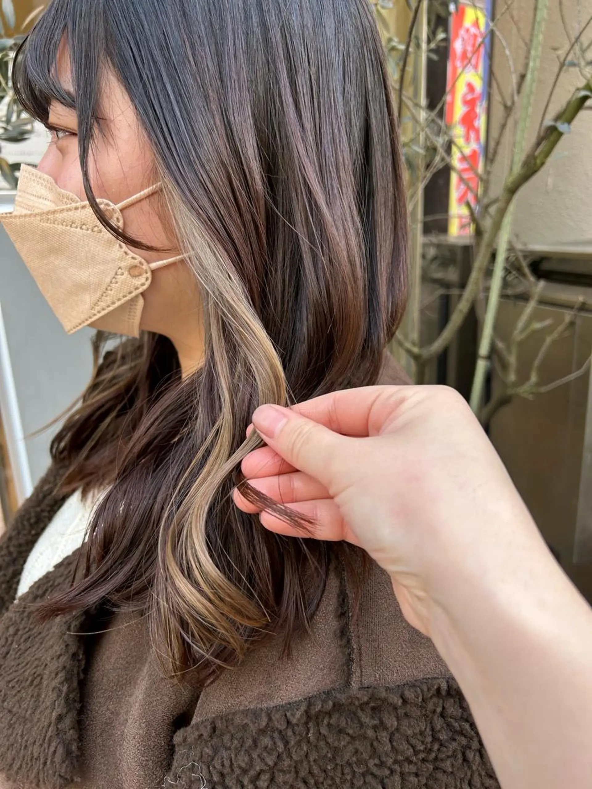 ロング カラー ベージュカラー イヤリングカラー ヘアカラー 須藤 向日葵のヘアスタイル