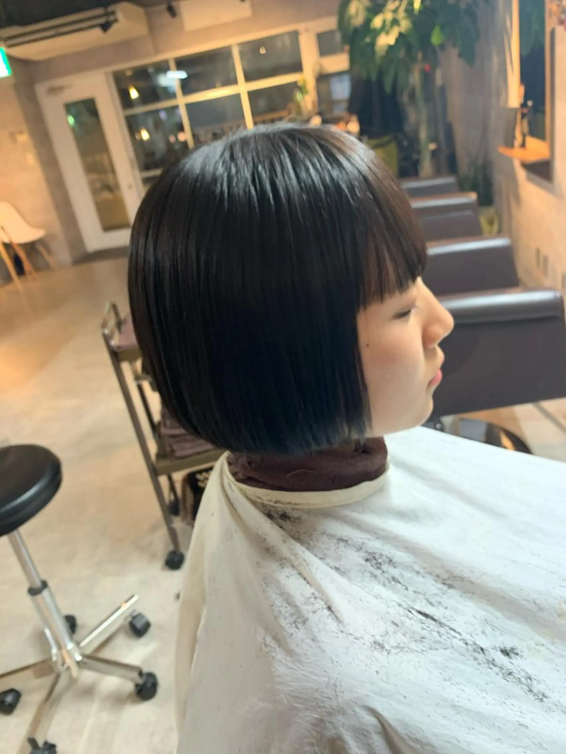 ショート 島守 桃香のヘアスタイル