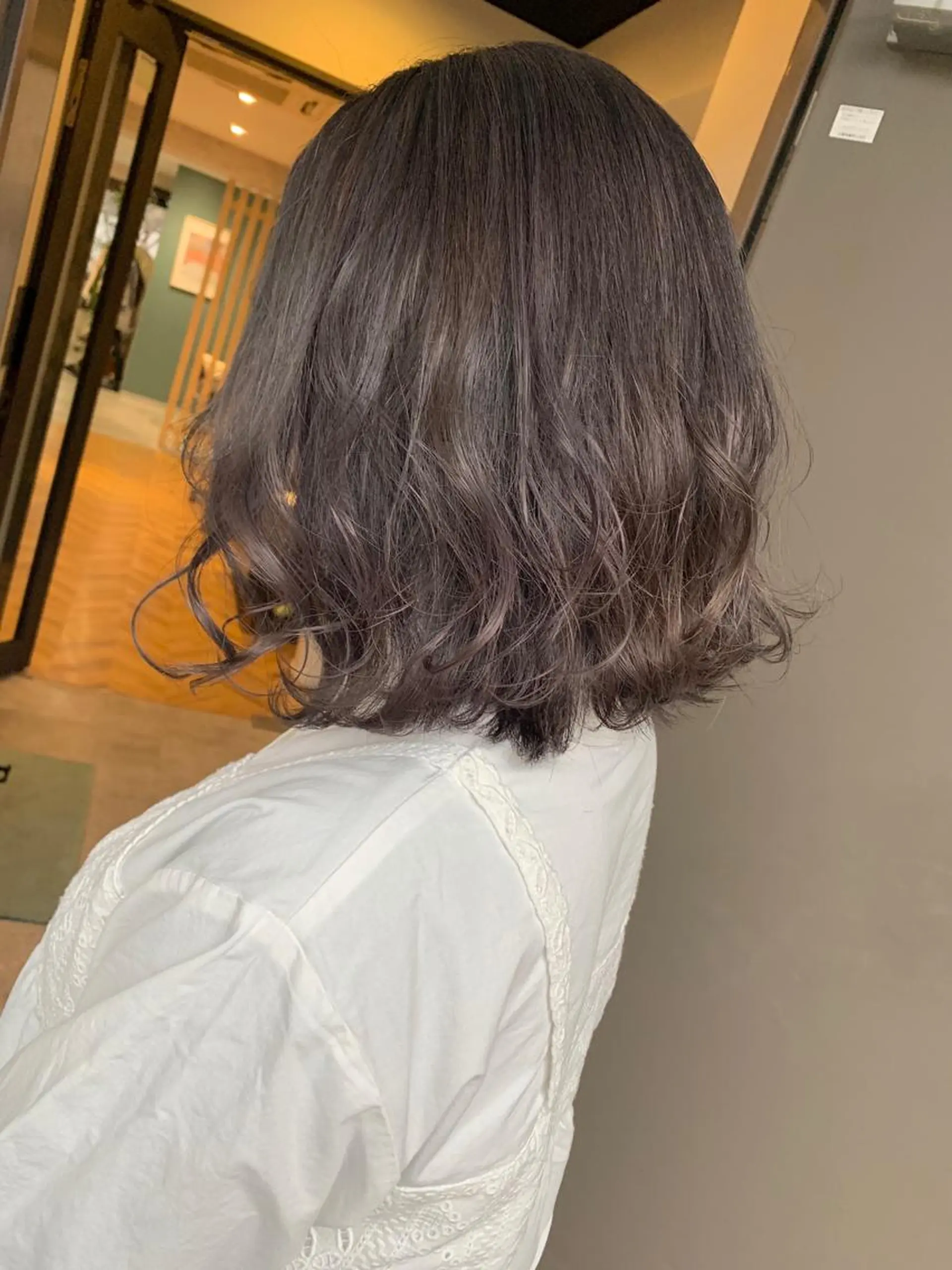 ミディアム カラー カット ヘアカラー 髪質改善will hairdesignのヘアスタイル