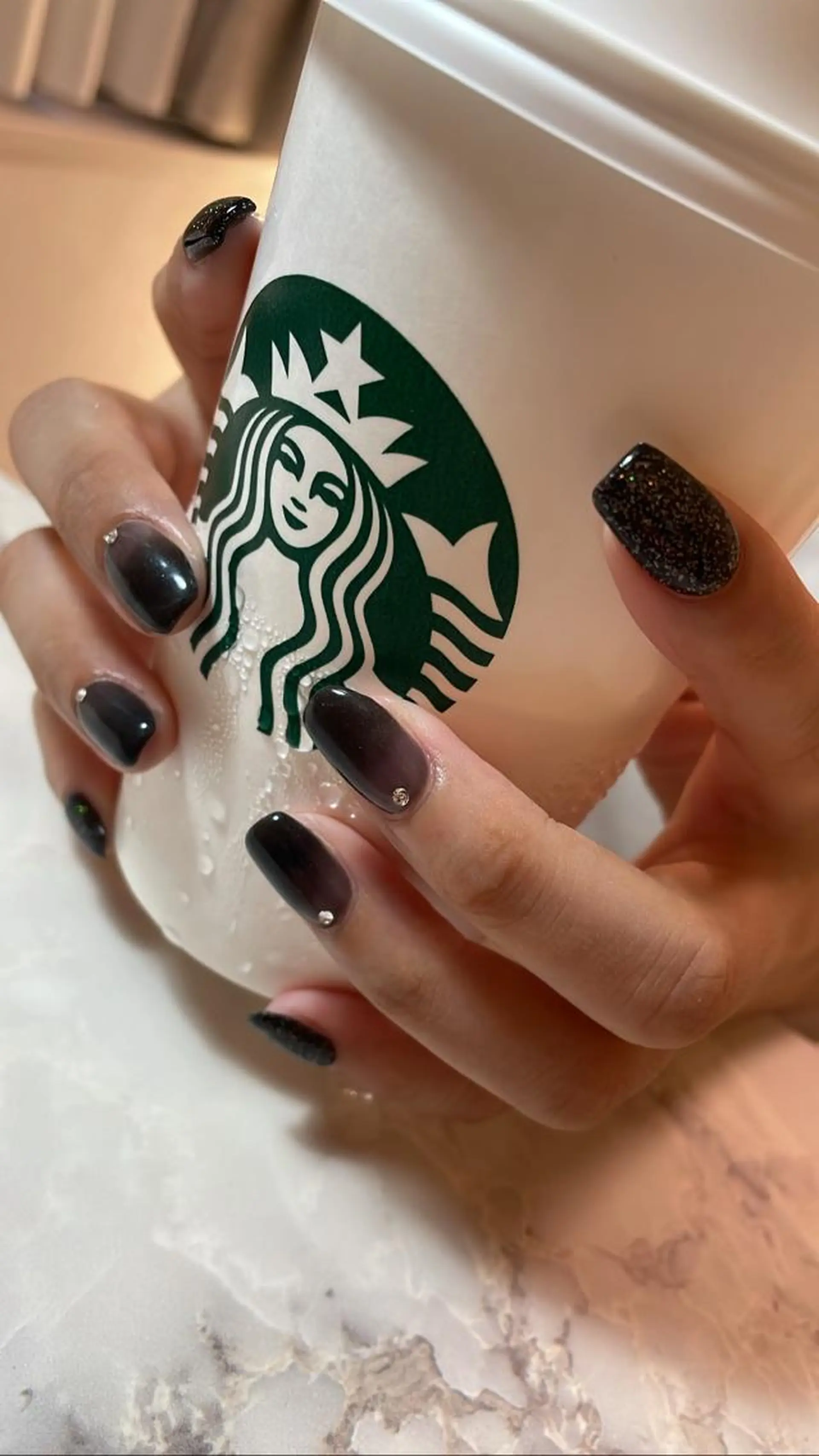 ネイル Ami 🦥のネイルデザイン