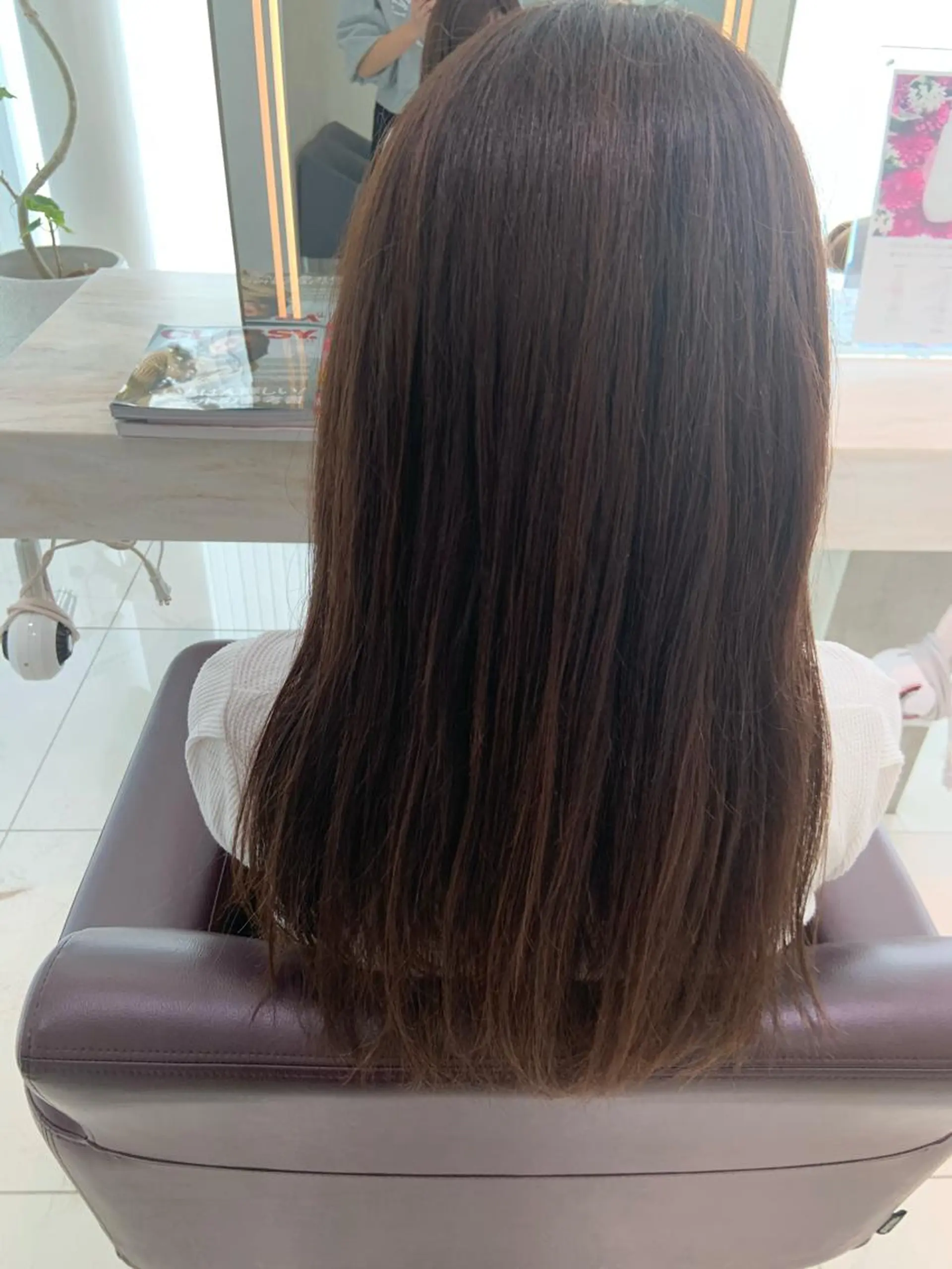 ロング カラー ハイトーンカラー🤍 山下 優華のヘアスタイル