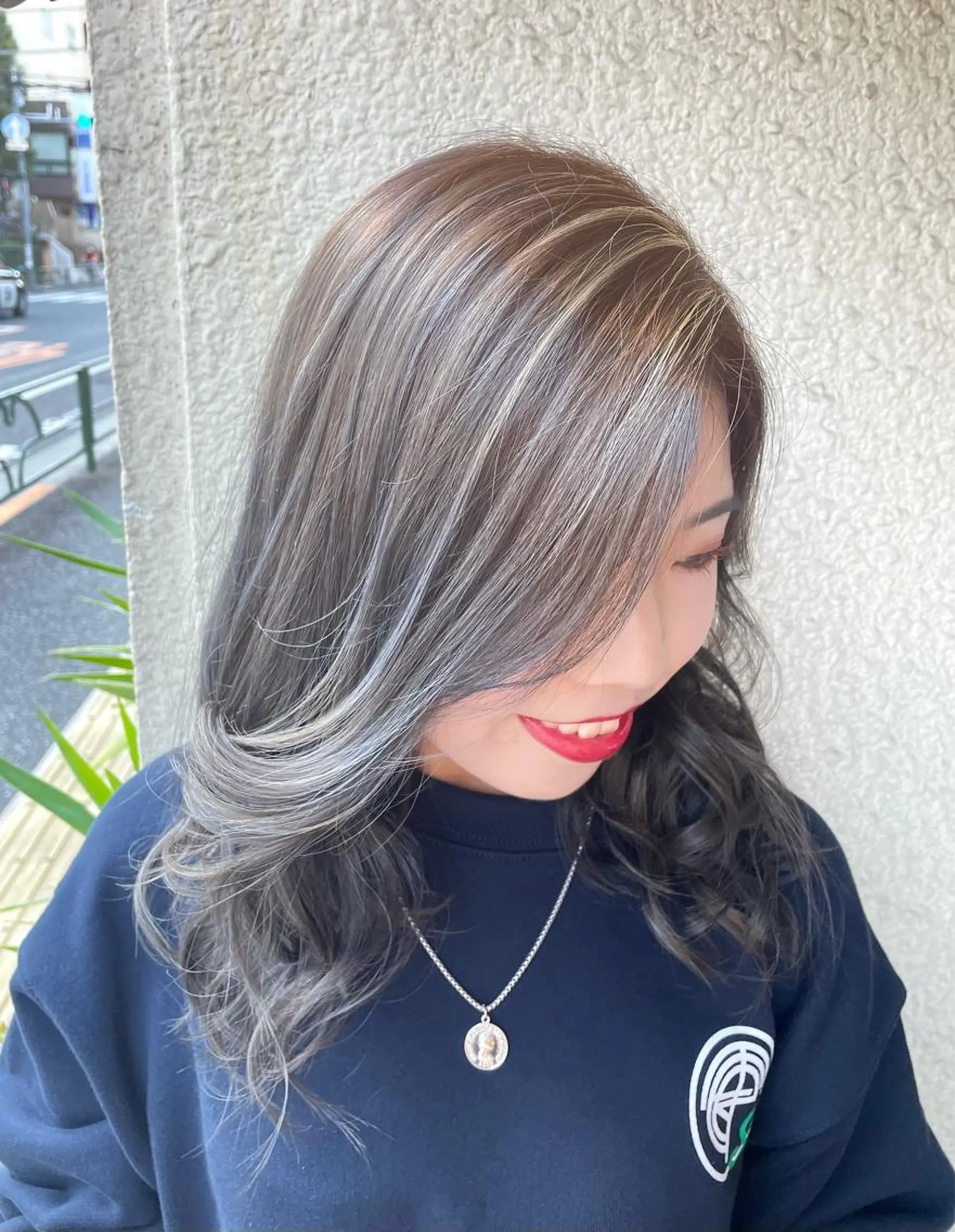 セミロング カラー ハイライトカラー 外国人風カラー ハイライト ヘアカラー トリートメント 【ピンク/韓国ヘア/ ヘアセット】亜海のヘアスタイル