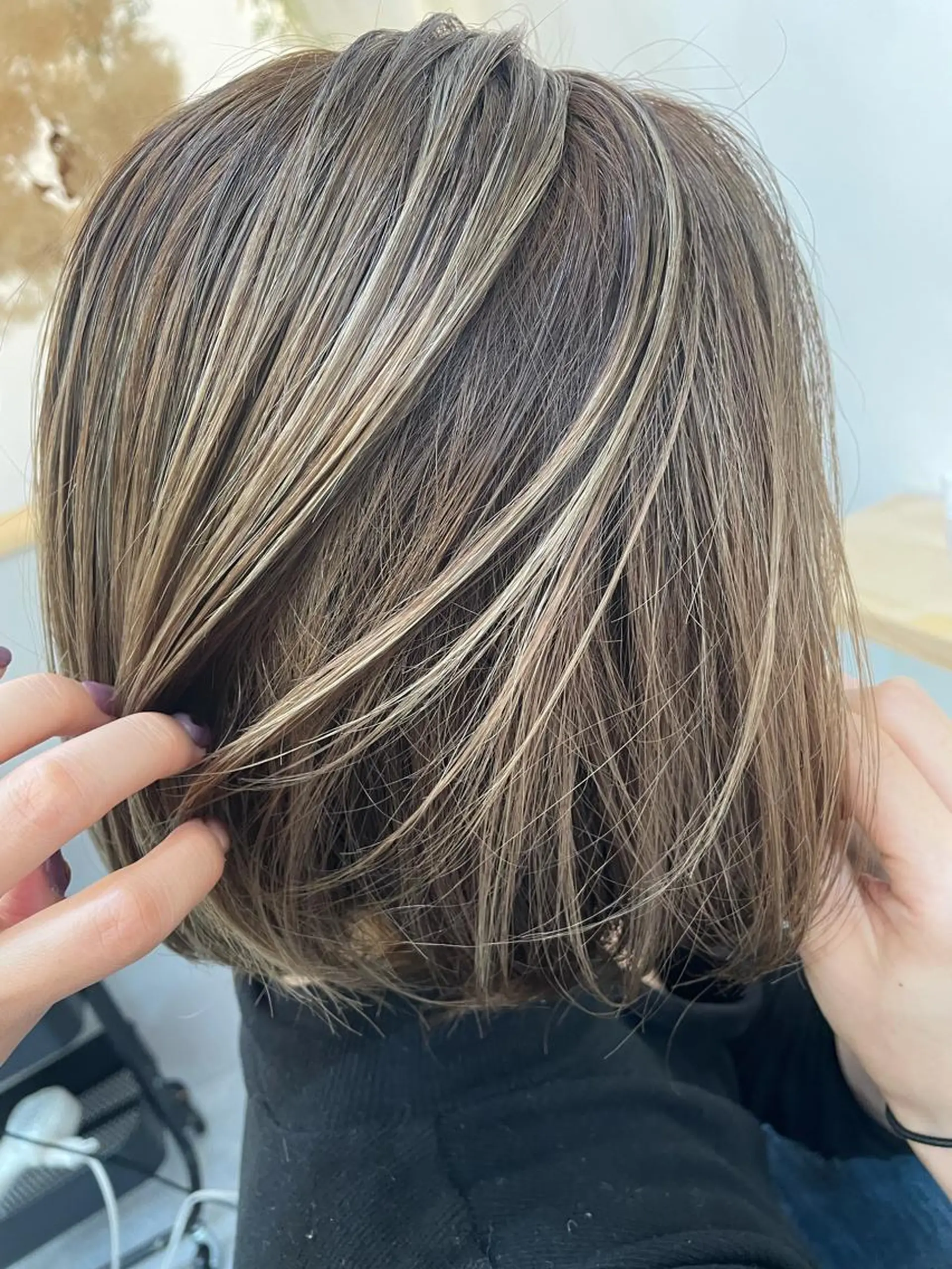ショート カラー 高梨 菜々のヘアスタイル