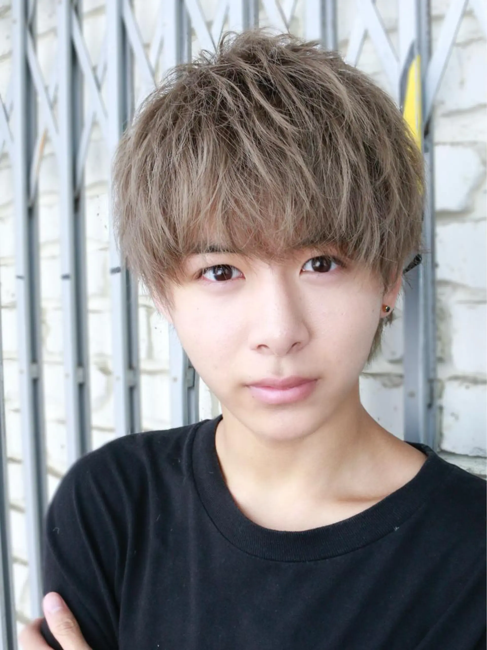 ショート カラー メンズ アッシュ アッシュブロンド ブロンド ヘアカラー ヘアセット I-LAND 【アイランド】所属・【メンズパーマ】 I-LANDのヘアスタイル