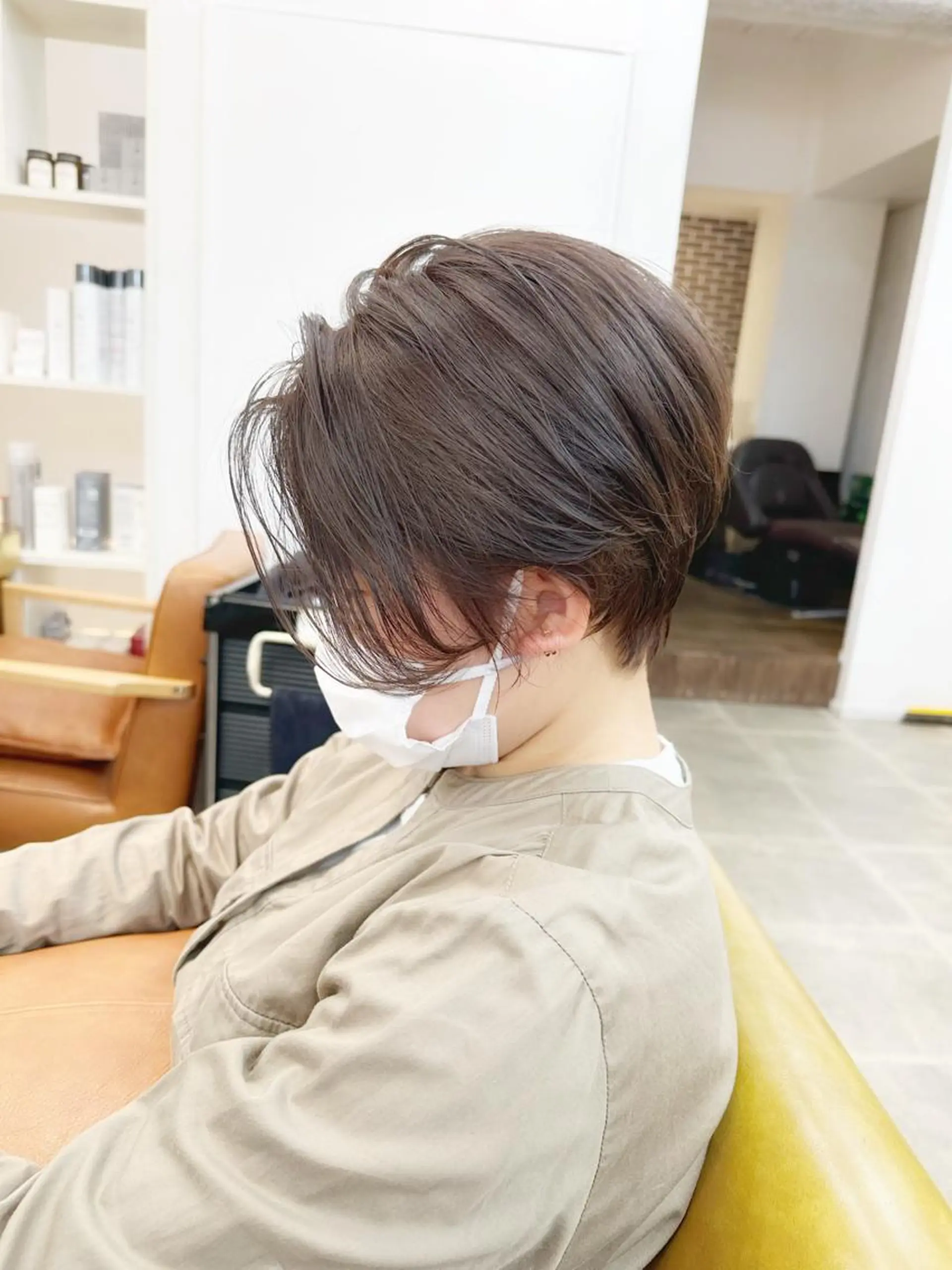 ショート カラー ショートボブ ショートレイヤー ハンサムショート 丸みショート アディクシーカラー カット ヘアカラー トリートメント newline銀座所属・銀座ショート/ 大人ショート/金子涼のヘアスタイル