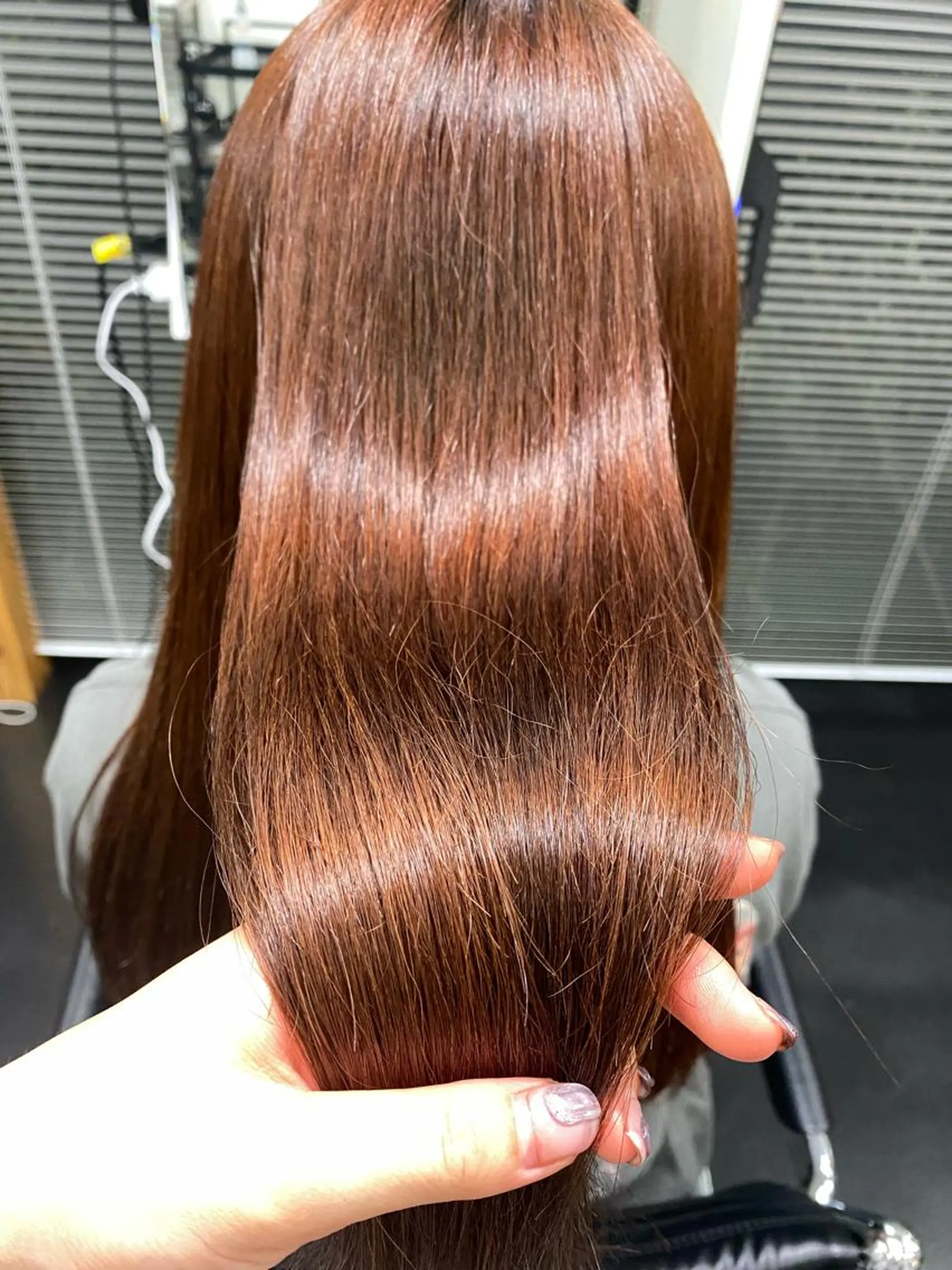 ロング カラー 前田 香恋のヘアスタイル