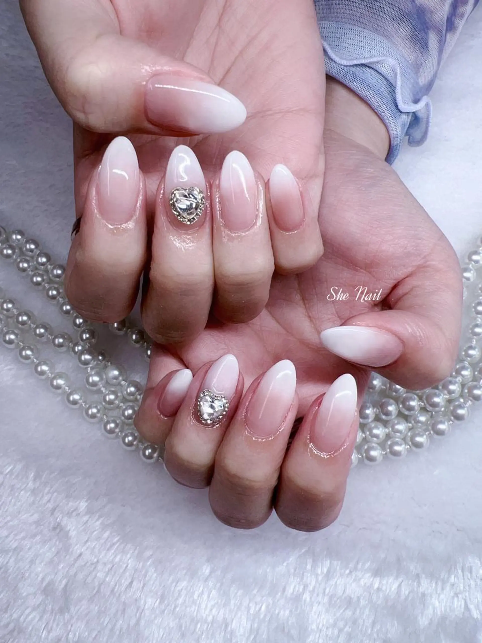 ネイル チークネイル 長さ出し マグネットネイル 持ち込み ワンカラーネイル ハンドネイル She   Nail所属・ISA_ BELLAのネイルデザイン