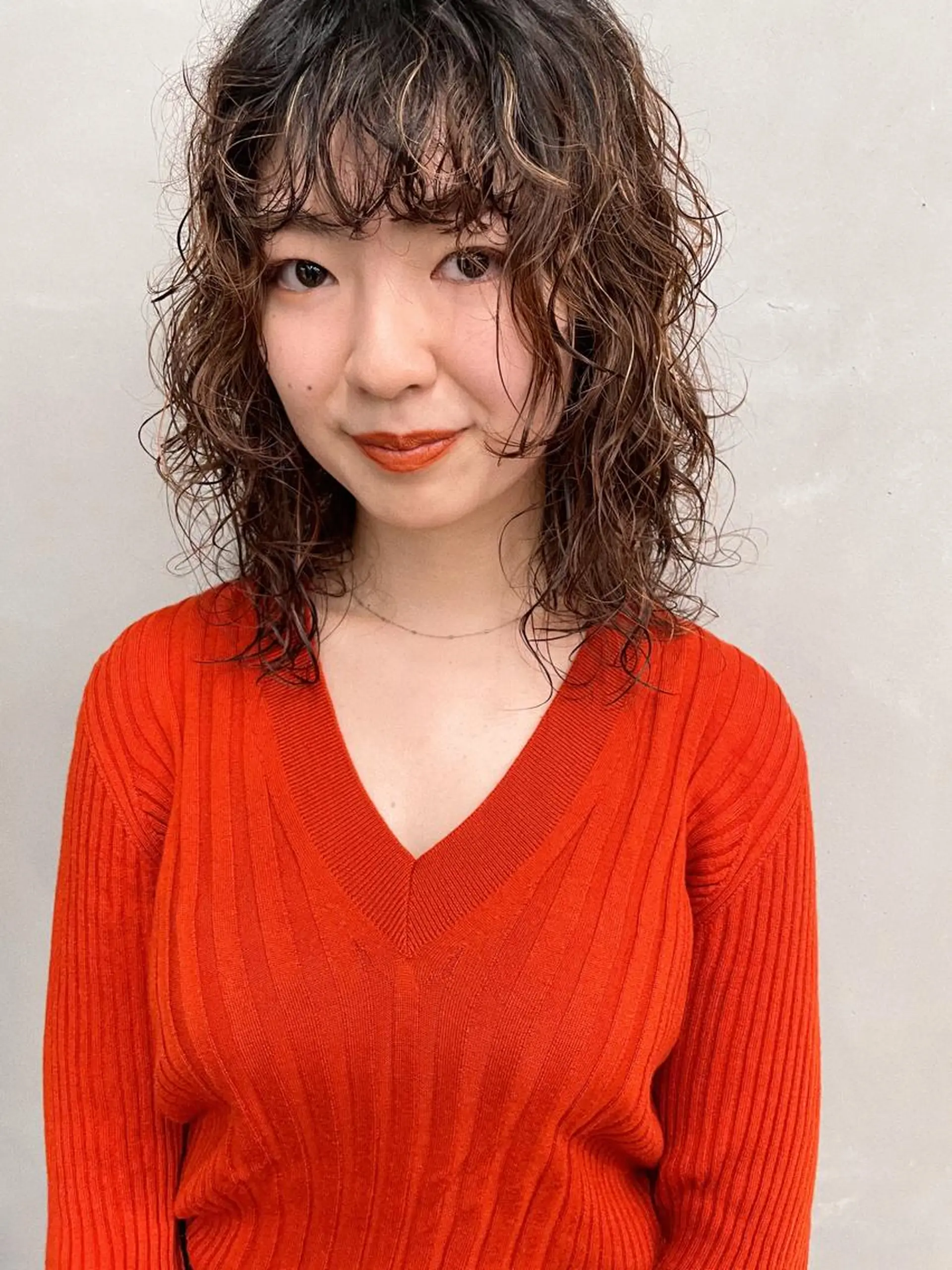 ミディアム パーマ ミディアムパーマ カット パーマ トリートメント センスをお届けします 大谷将生INFPのヘアスタイル