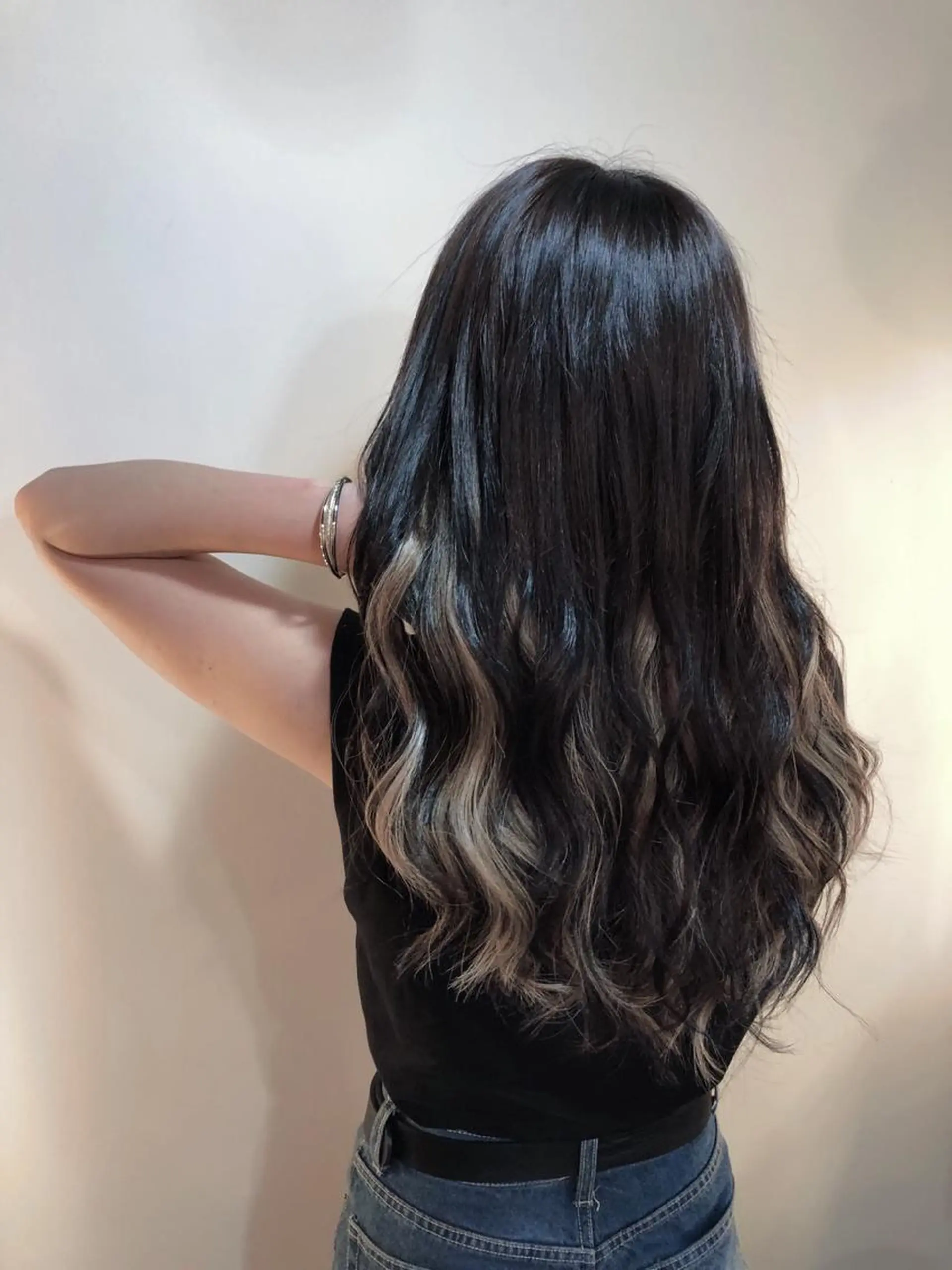 ロング カラー ヘアアレンジ シールエクステ アッシュ アッシュグレー グラデーションカラー ボブ エクステ Hair Make Salon ZERO所属・Hair Make Salon ZEROのヘアスタイル