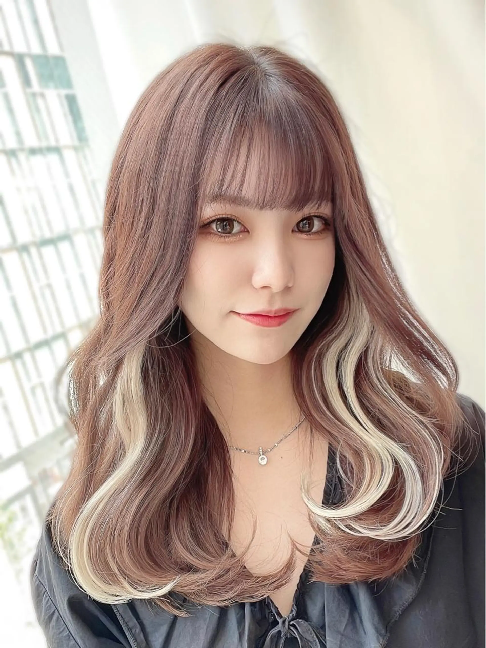 セミロング カラー アディクシーカラー ベージュカラー ブリーチ ケアブリーチ 透明感カラー カット トリートメント 顔周り特化/韓国ヘア /レイヤー/吉野幸大のヘアスタイル