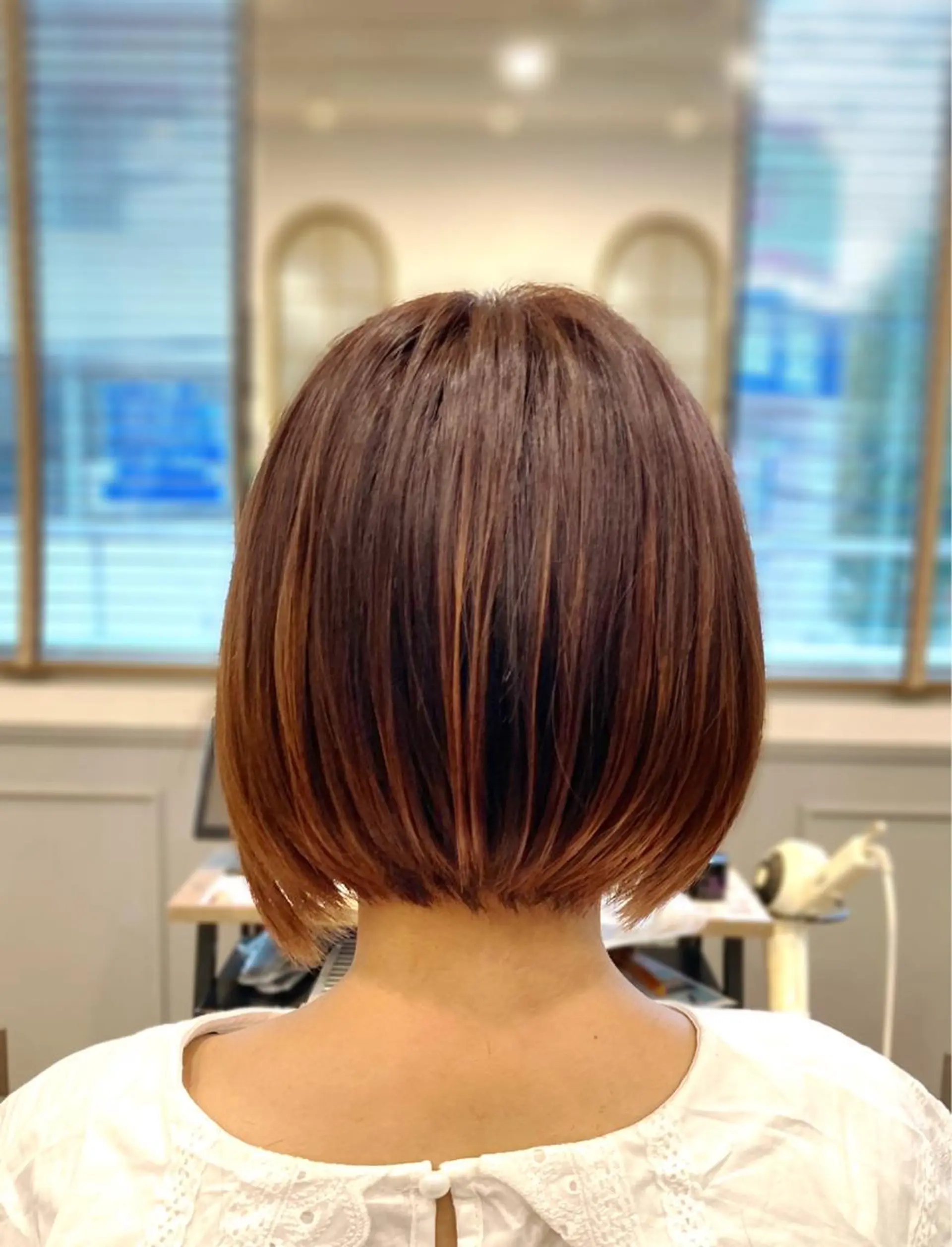 ショート カラー 菅原 綾のヘアスタイル
