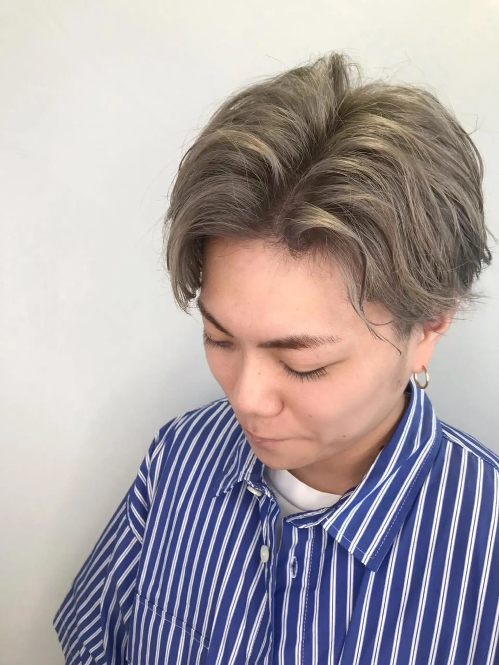 カラー メンズ EMANONシェアサロン心斎橋店所属・韓国メンズヘア　ミル クティボブ　足立佳代のヘアスタイル