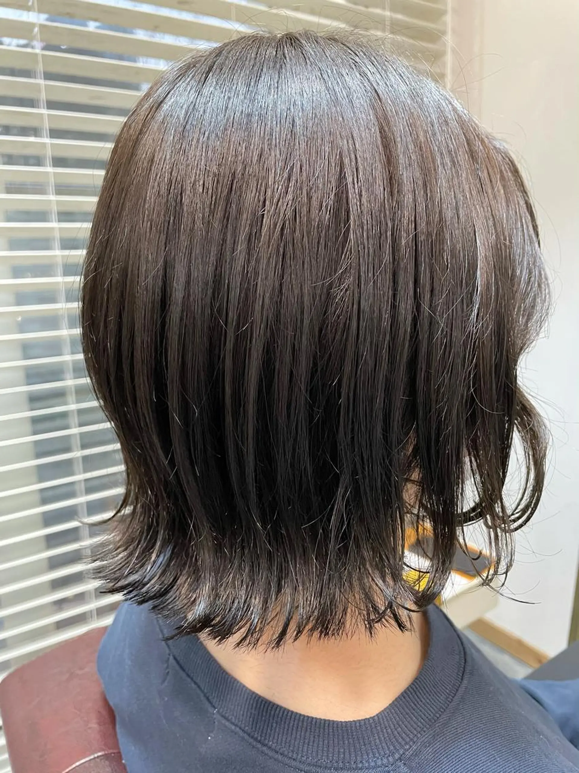 ミディアム カラー 鈴木 咲輝のヘアスタイル